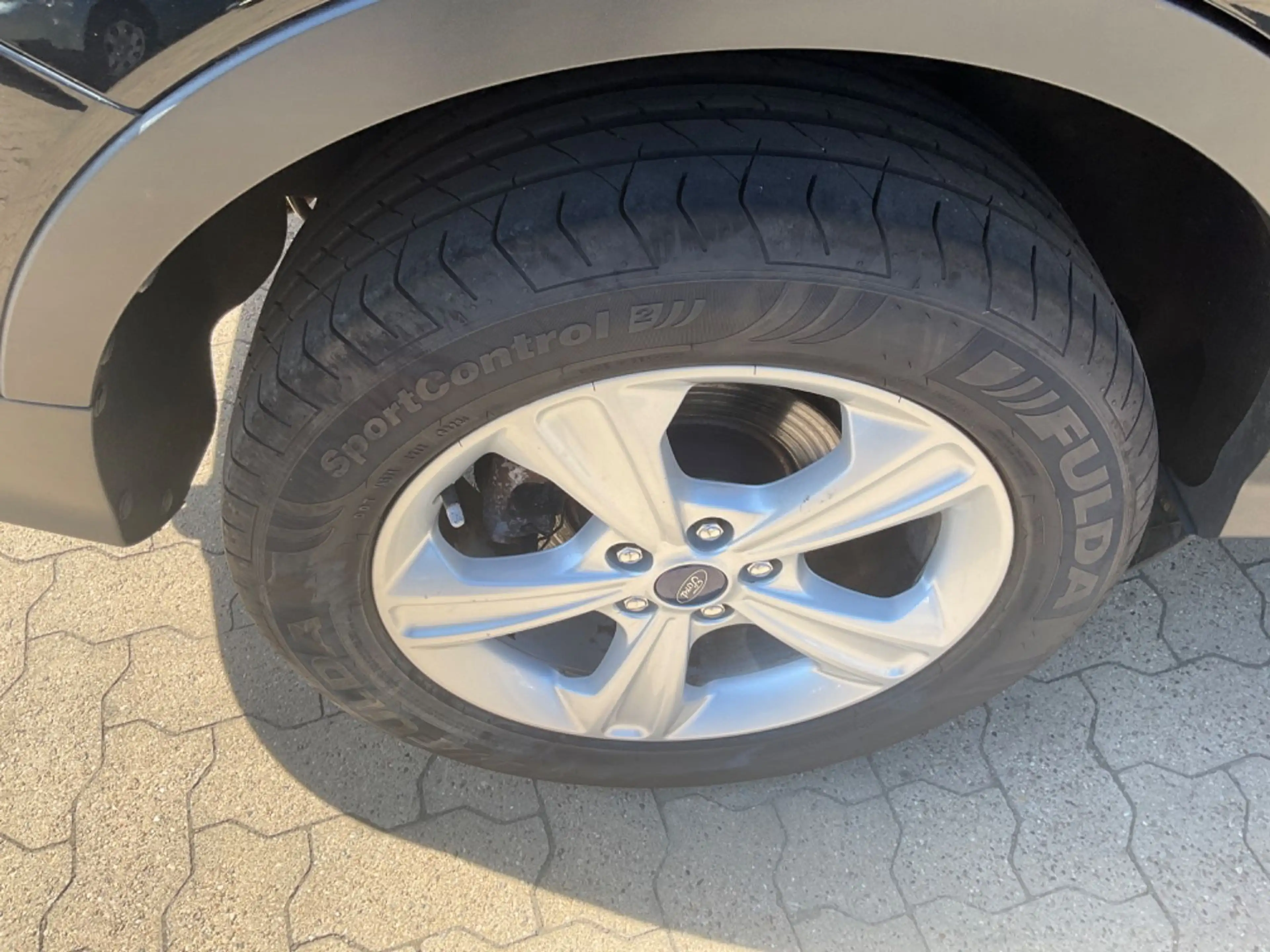 Ford Kuga Sync Edition TÜV NEU 2 HAND SCHECKHEFT — photo 7