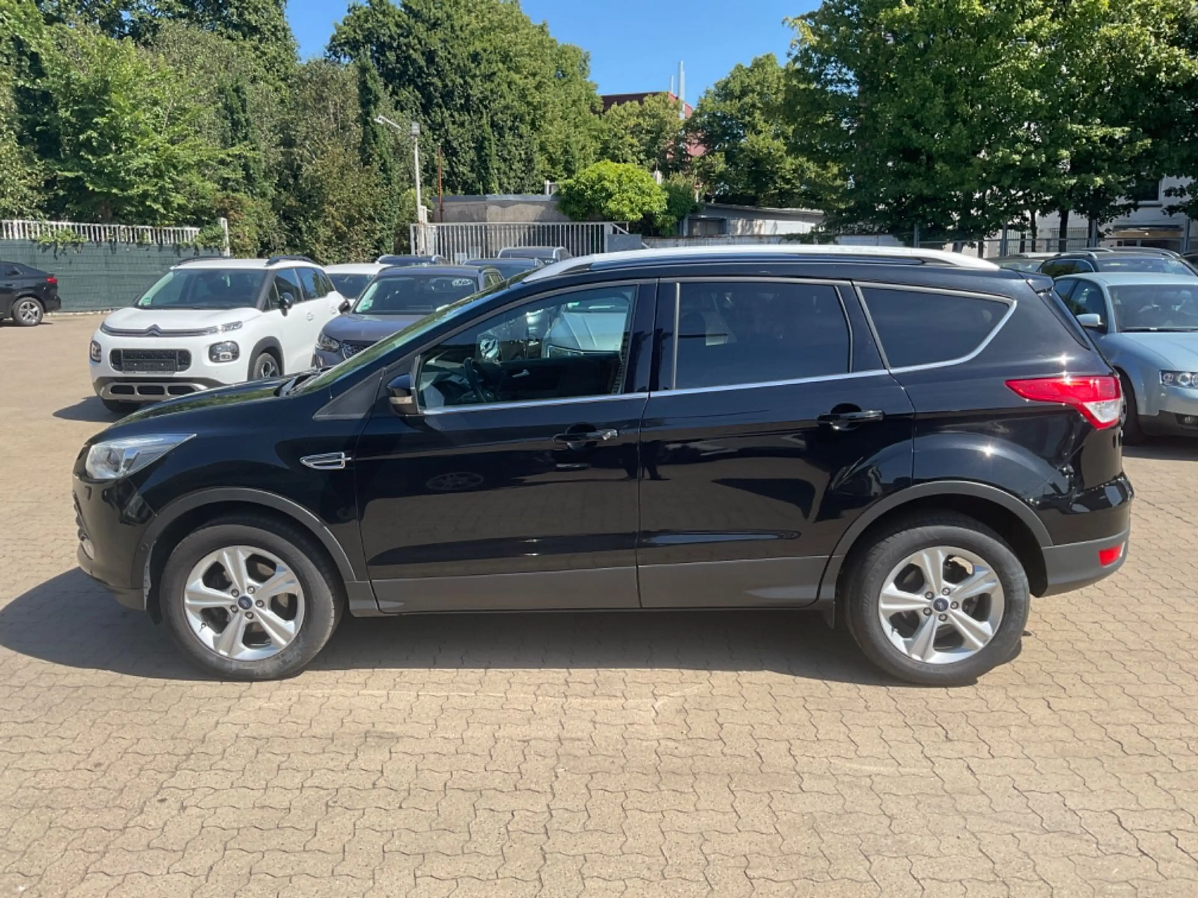 Ford Kuga Sync Edition TÜV NEU 2 HAND SCHECKHEFT — photo 11