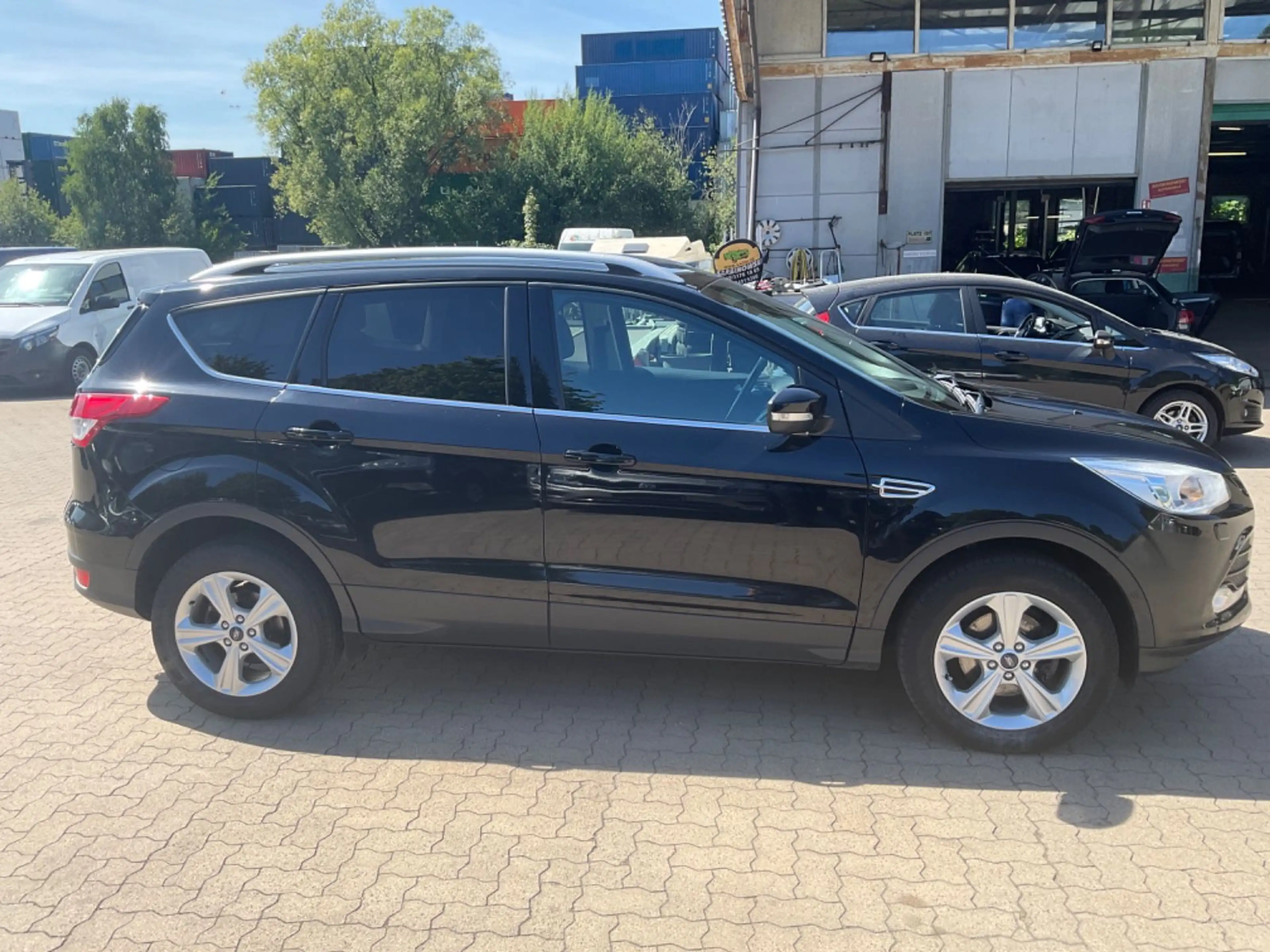 Ford Kuga Sync Edition TÜV NEU 2 HAND SCHECKHEFT — photo 6