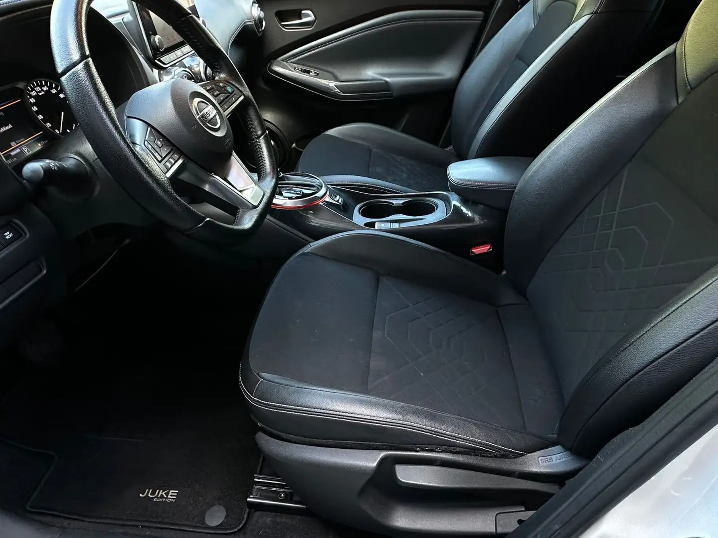 Nissan Juke Tekna Weiß - 2