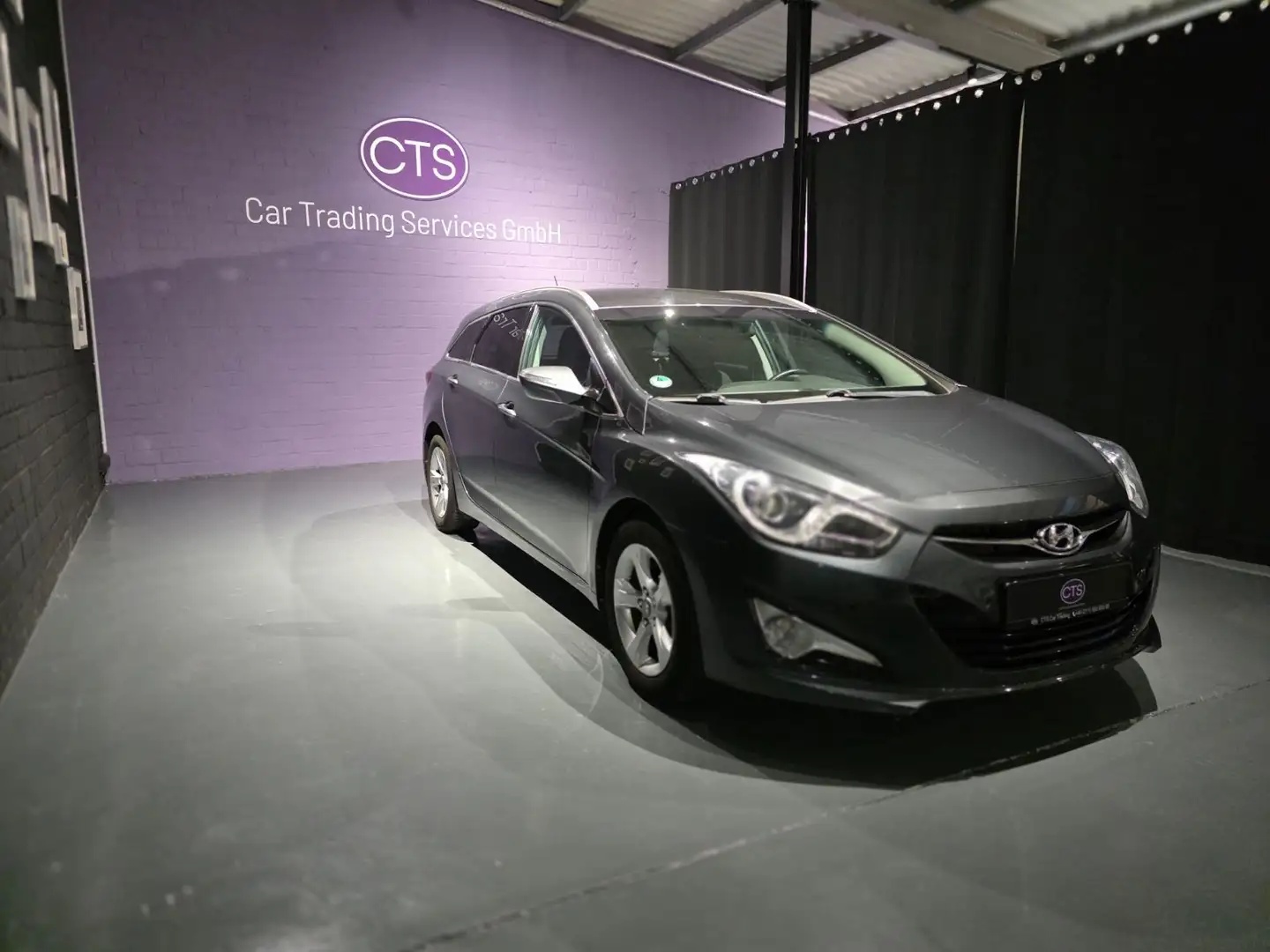 Hyundai i40 cw Style/2 HAND/ Grau - 2