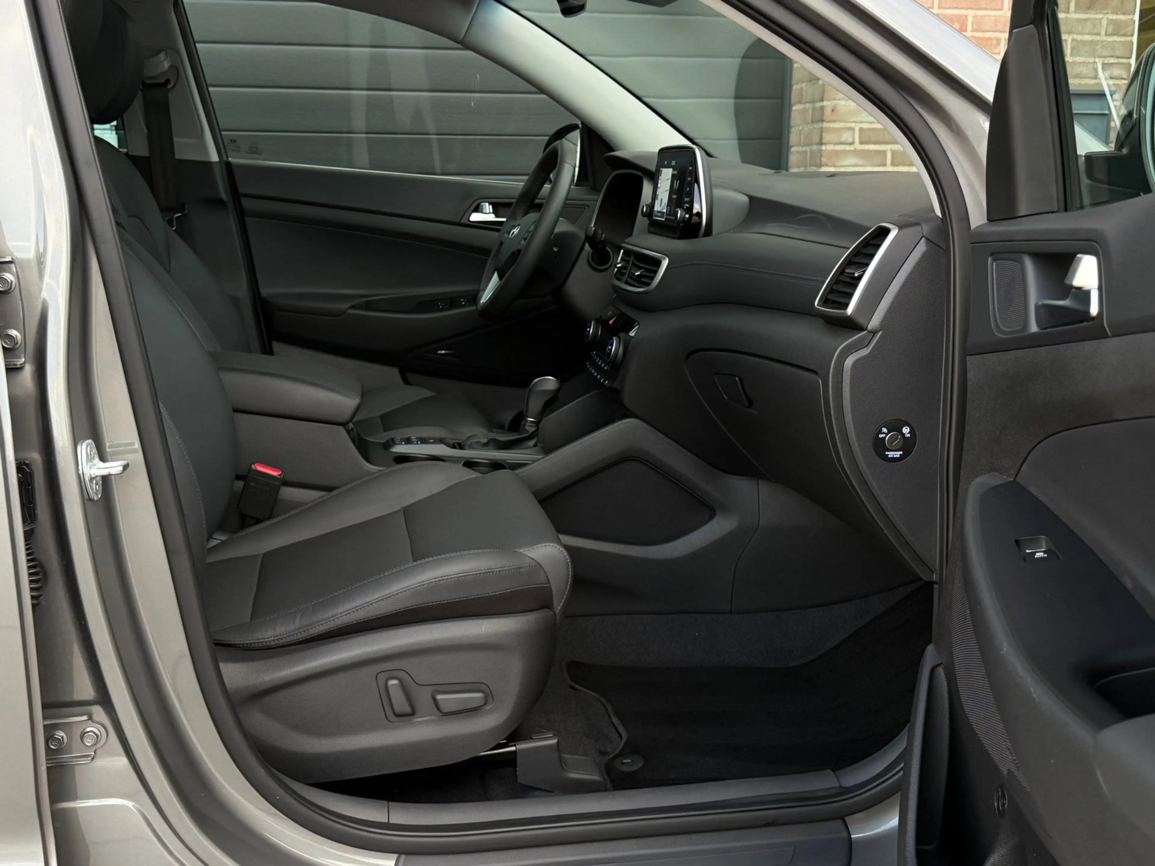 Hyundai TUCSON 1.6 T-GDI PREMIUM / CARPLAY / PANO / 360 CAMERA / — photo 12