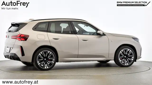 BMW X3 30e xDrive Ansicht 4