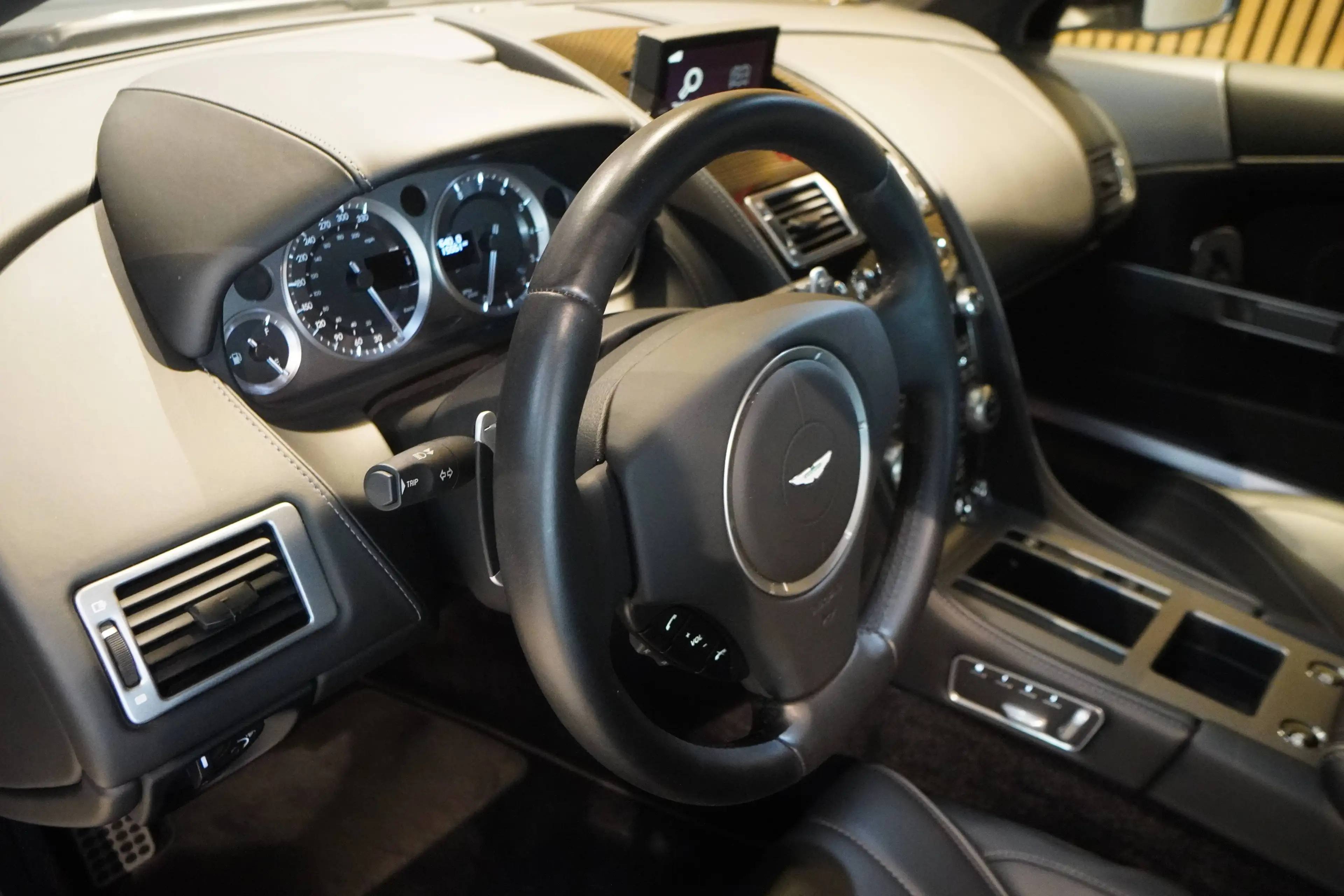 Aston Martin DB9 Coupe V12 6.0 -BRD-U-frei-1 HD-Orig. 15 TKM — photo 6