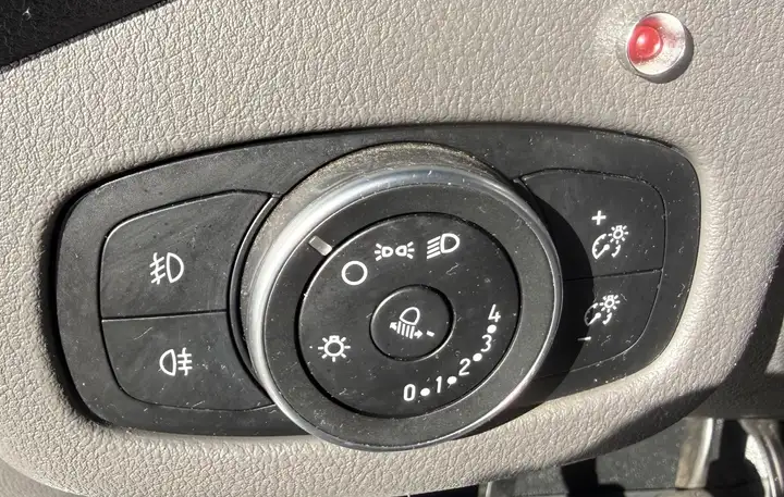 Ford Transit Connect Kasten*Kühlbox*Klima*1HAND – Foto 16