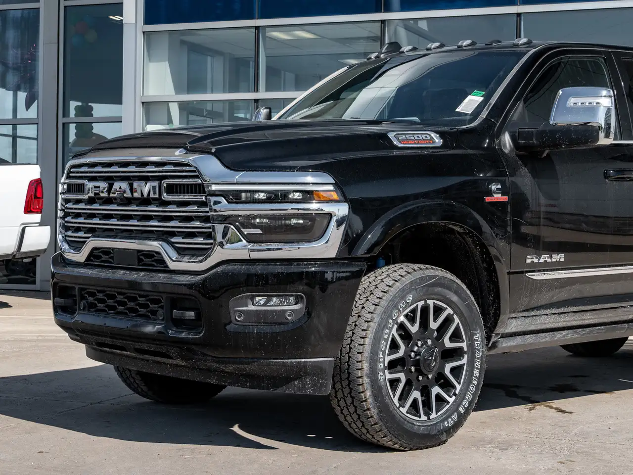 RAM 2500 снимка RAM 2500
