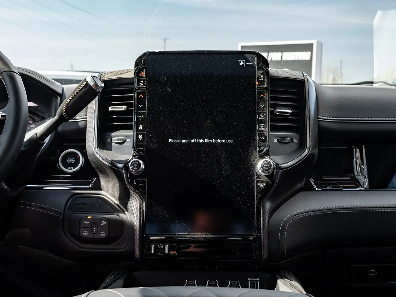 RAM 2500 снимка RAM 2500