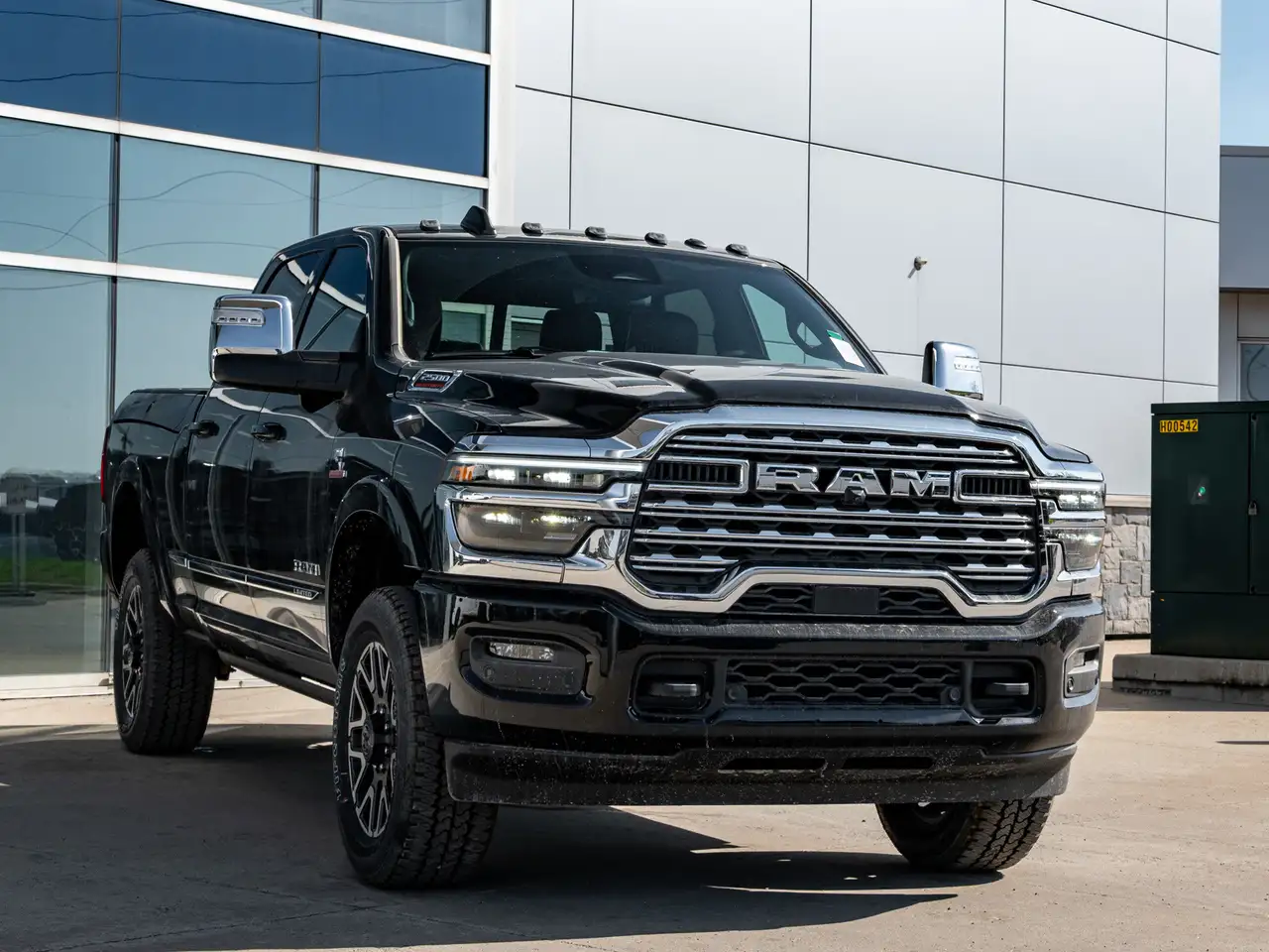 RAM 2500 снимка RAM 2500