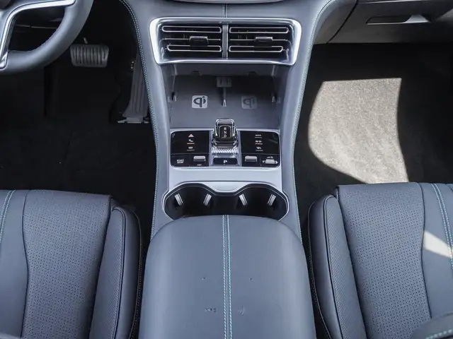 BYD Seal U view 14