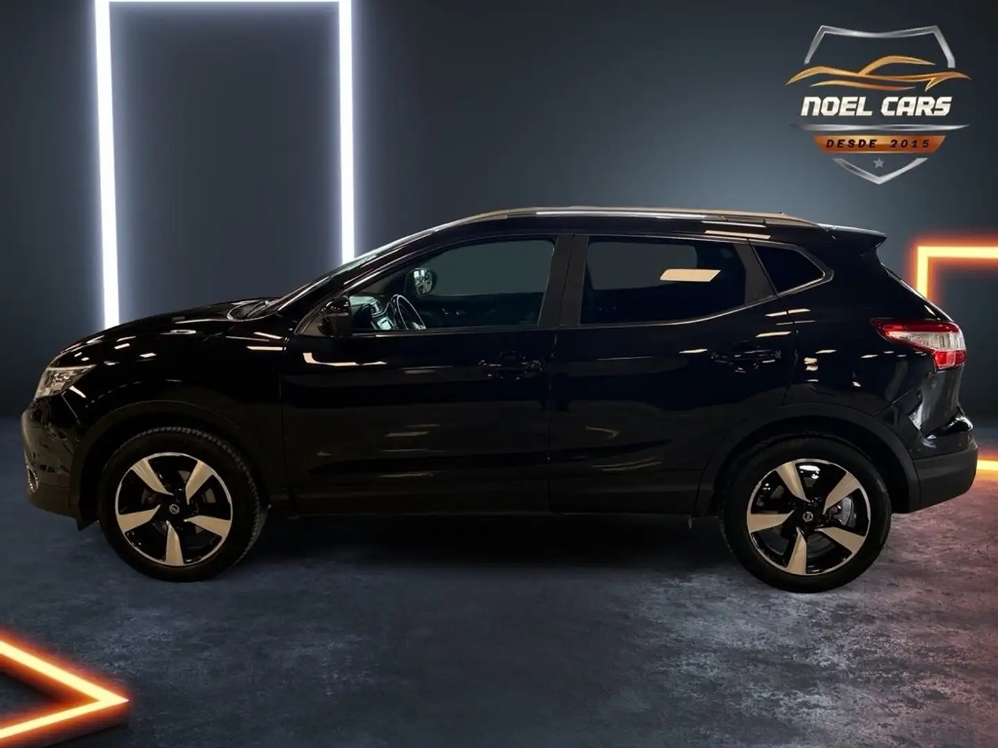 Nissan Qashqai 1.2 DIG-T N-CONNECTA Negro - 2