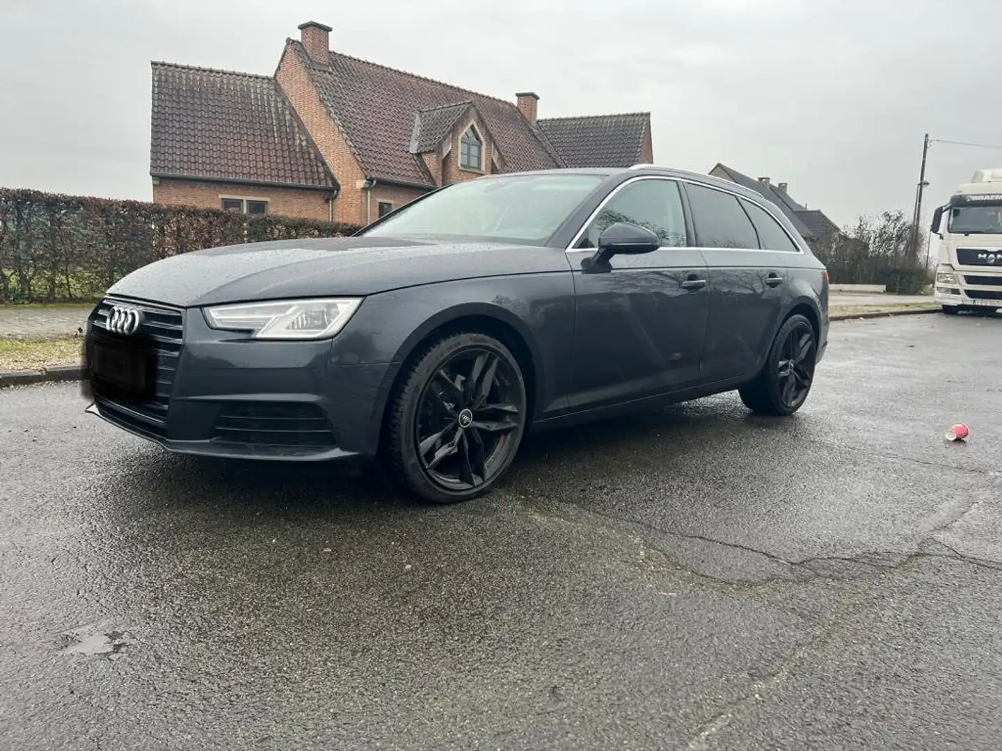 Audi A4 2.0 TDi ultra Sport S tronic Pack S4 S-Line Quattr Grijs - 1