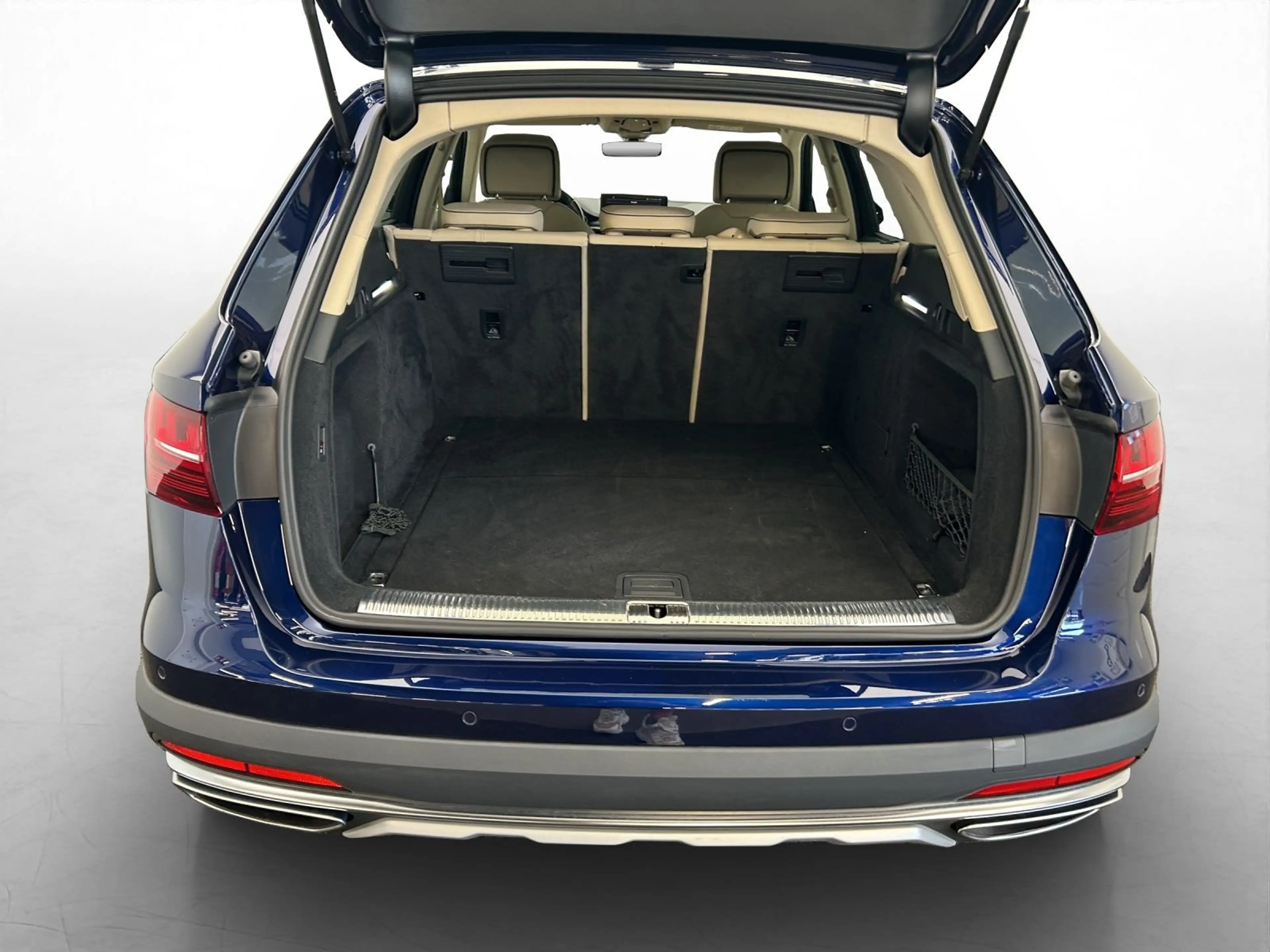 Audi A4 allroad A4 allroad quattro 40 TDI *Standhzg*AHK*Matrix*H — photo 11