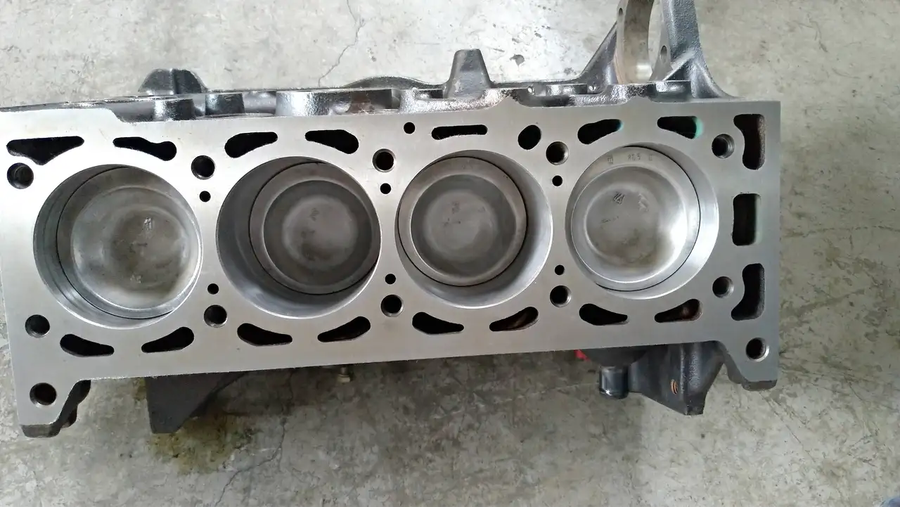 Porsche 924 2.0 Turbo, foto 12