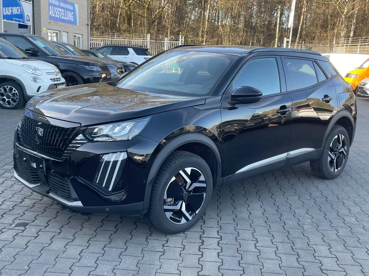 Peugeot 2008 Hybrid 136 Allure/ ACC/ LED/ Automatik Schwarz - 1