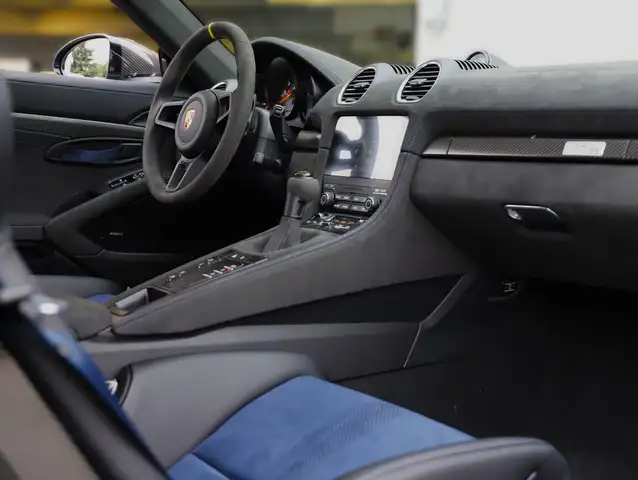 Porsche 718 Cayman GT4 RS Ansicht 31