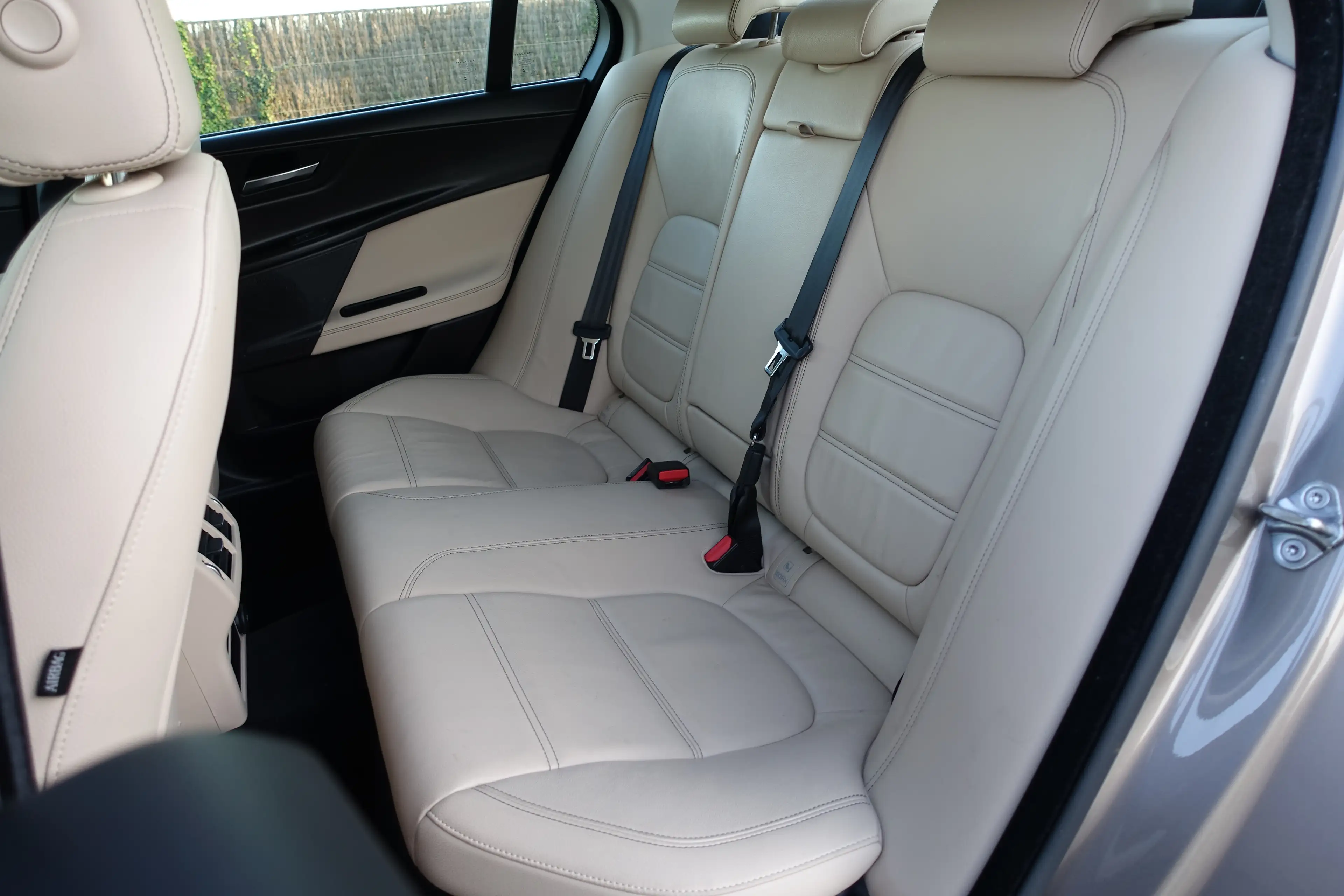 Jaguar XE XE 2.0 D E-Performance Prestige Full optie,1Egenaar,GARANTIE — photo 11