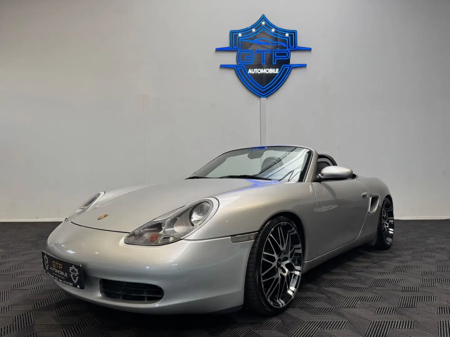 Porsche Boxster 2.7 Grau - 1