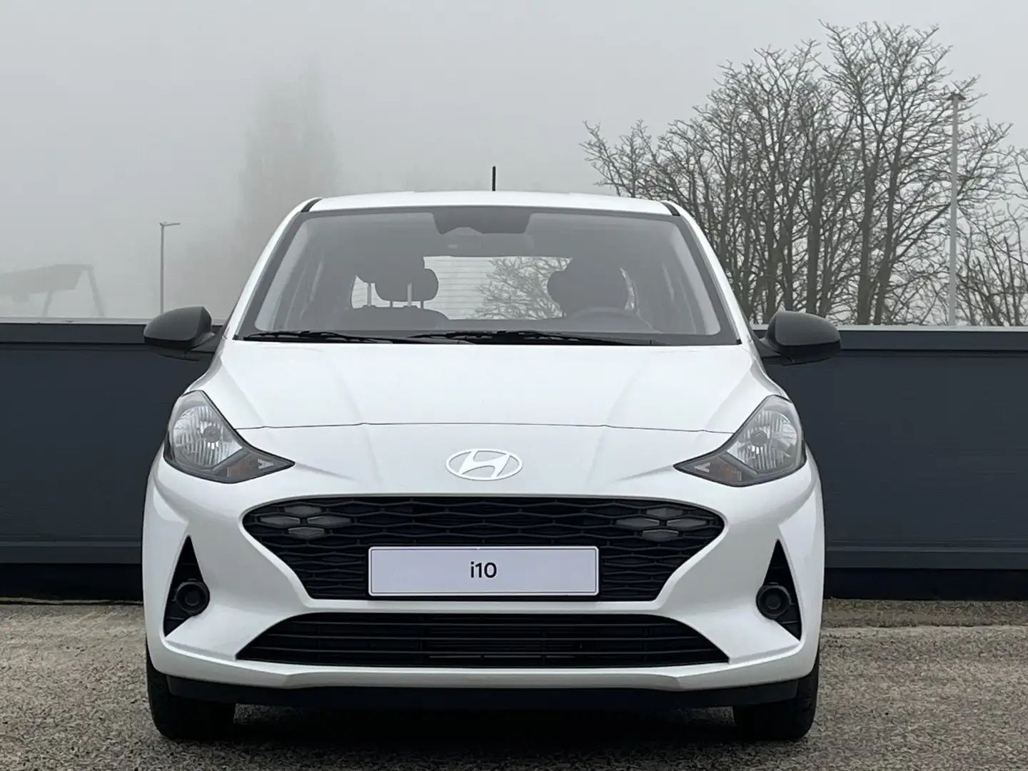 Hyundai i10 1.0 Comfort |€1500 KORTING|APPLE CARPLAY & ANDROID Wit - 2