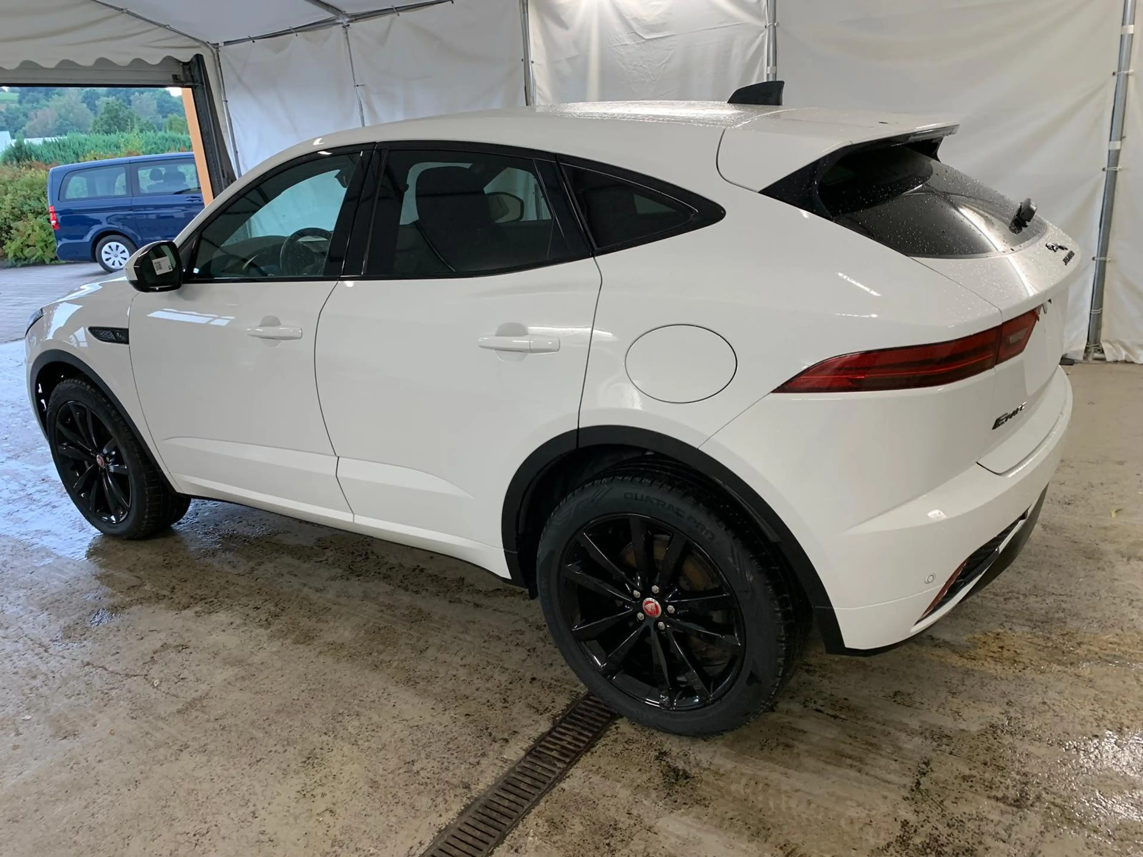 Jaguar E-Pace P300e R-Dynanimc S AWD|BlackPck|ACC|Memo — photo 7