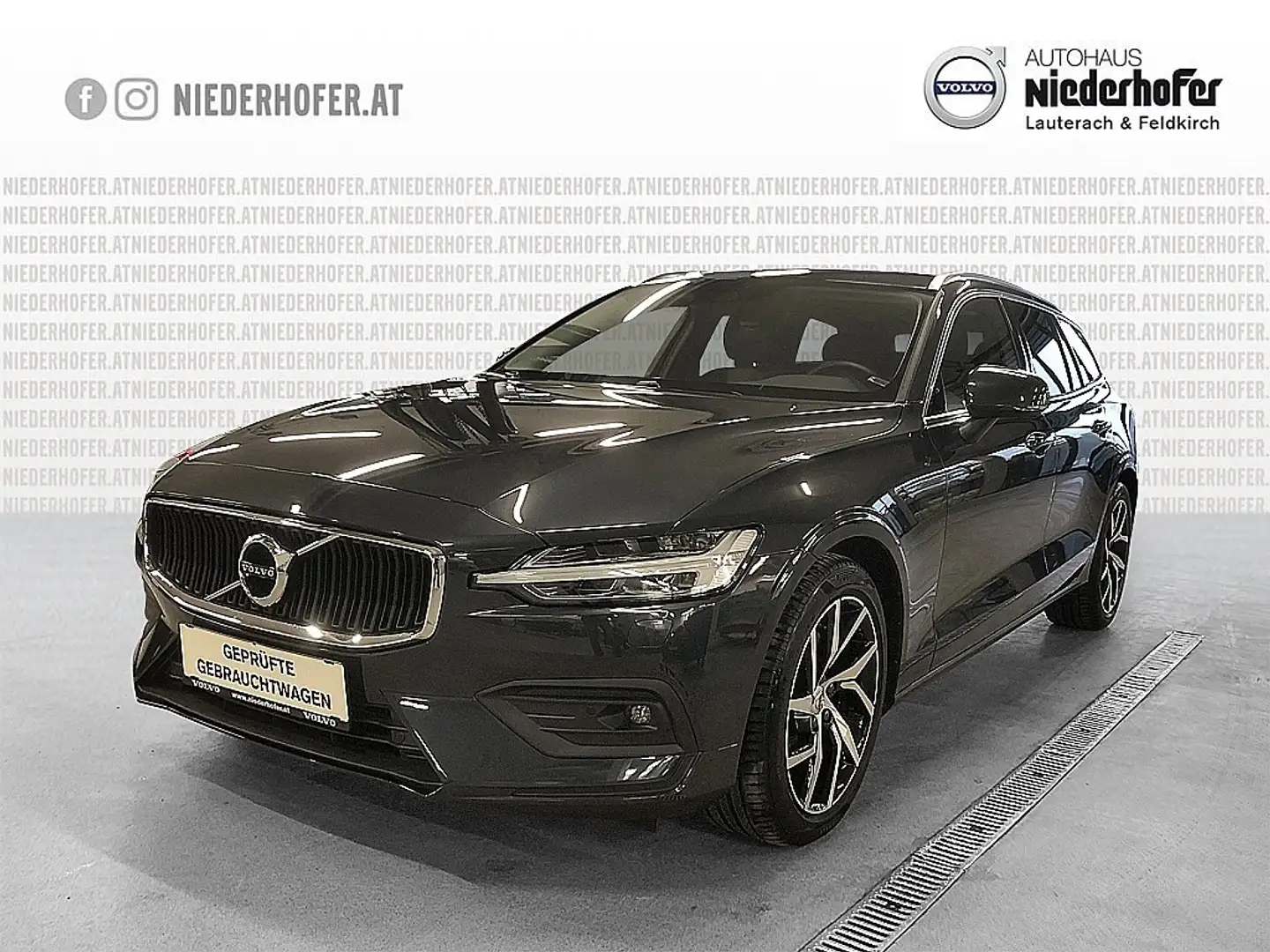Volvo V60 D3 AWD Momentum Pro Geartronic Gris - 1