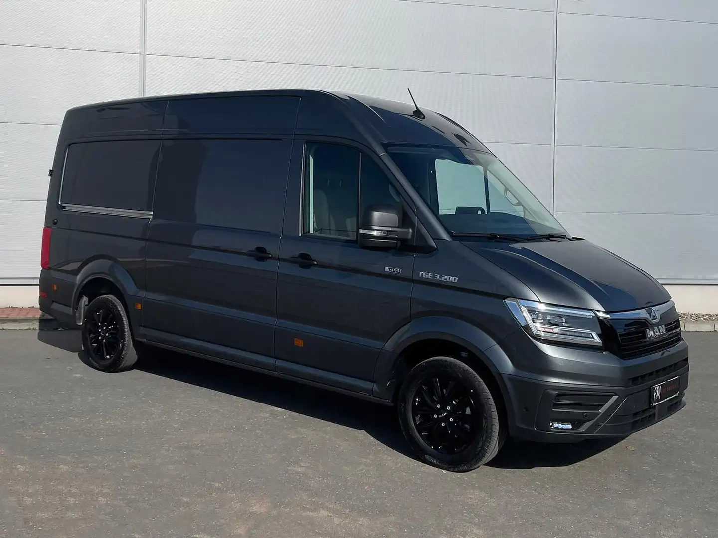 MAN TGE 3.200 L3H3 Kasten 4x4 CAMPER DREHSITZE AHK Gris - 2