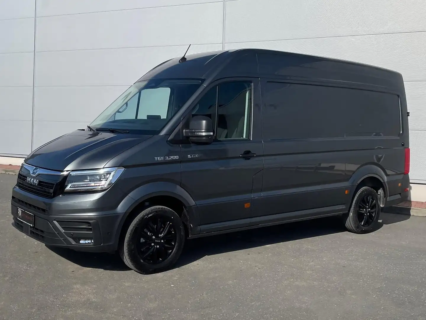 MAN TGE 3.200 L3H3 Kasten 4x4 CAMPER DREHSITZE AHK Gris - 1