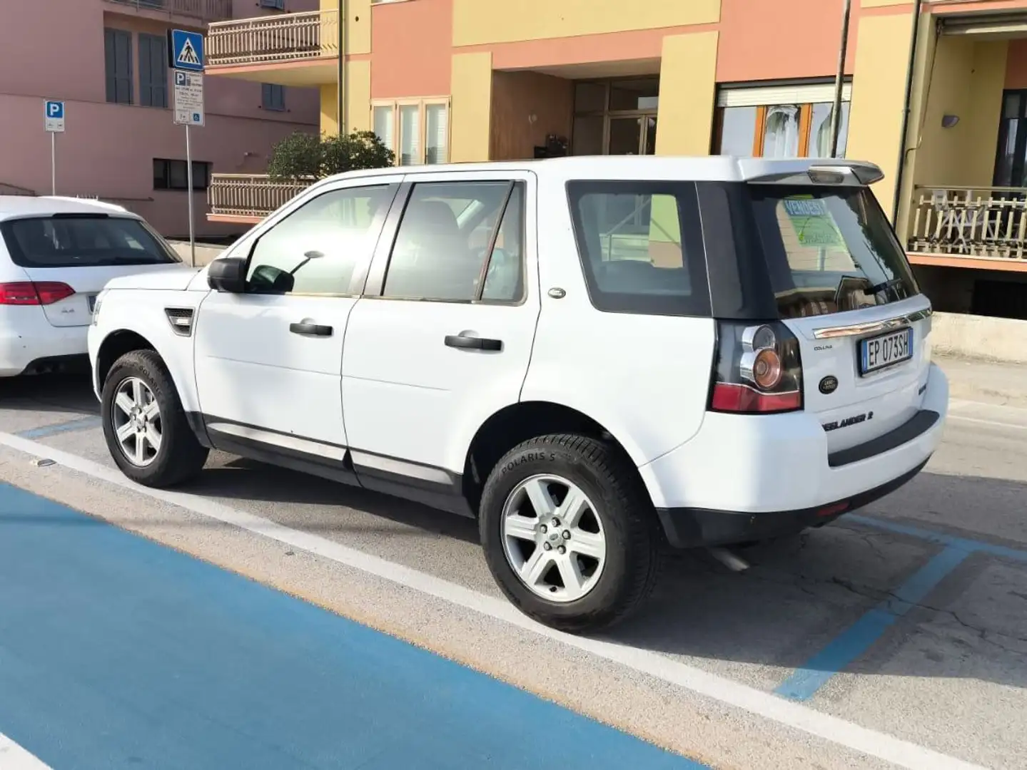 Land Rover Freelander TD4 S 4wd 150cv Automatica Pelle Tetto Bianco - 2