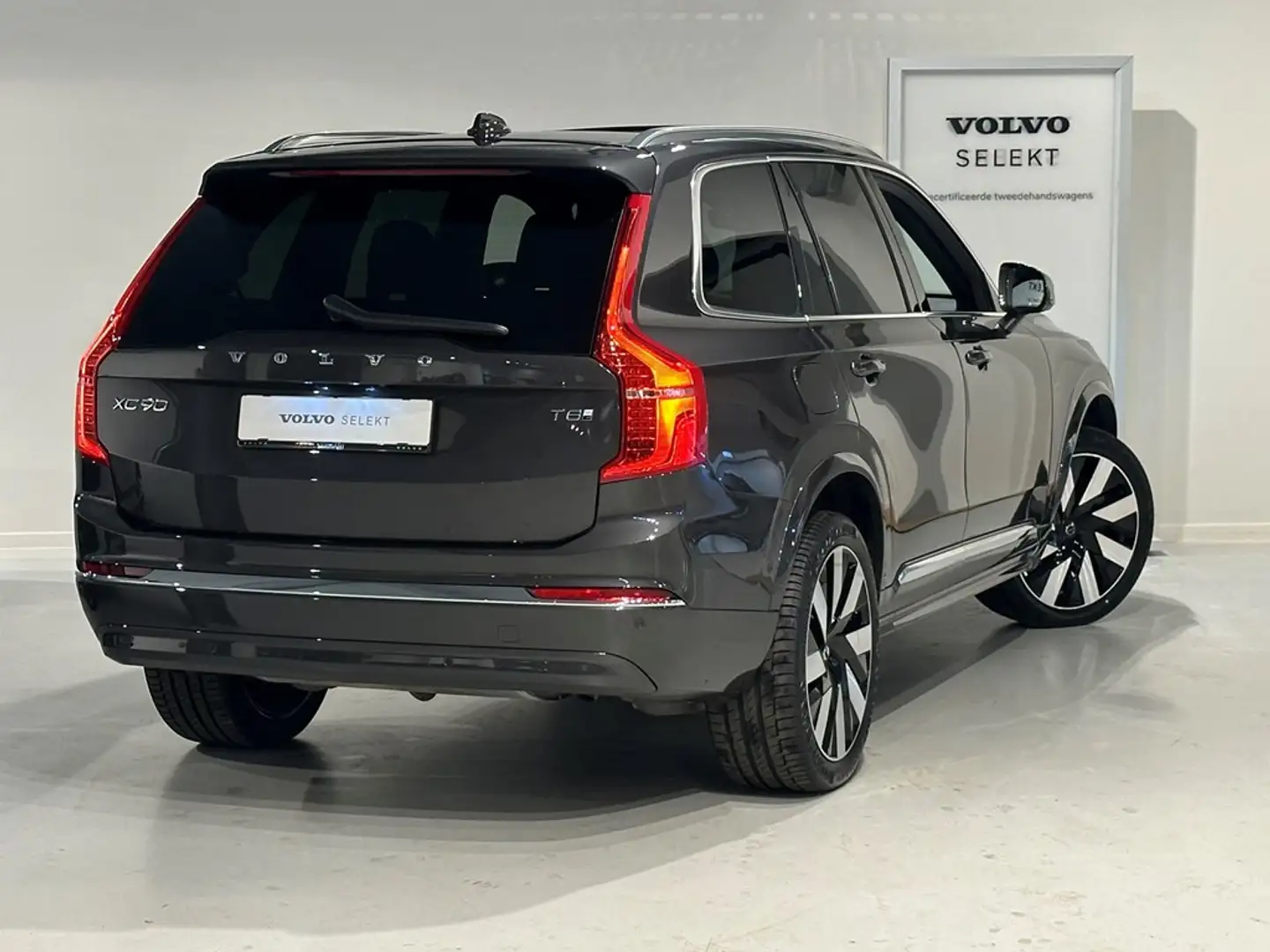 Volvo XC90 T8 Recharge + LUCHTVERING/TREKHAAK/B&W Gris - 2