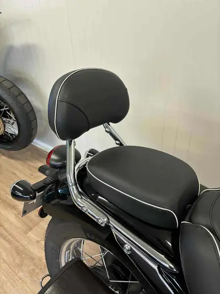 Triumph Speedmaster - foto 4