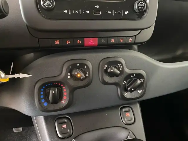 Fiat Panda view 11