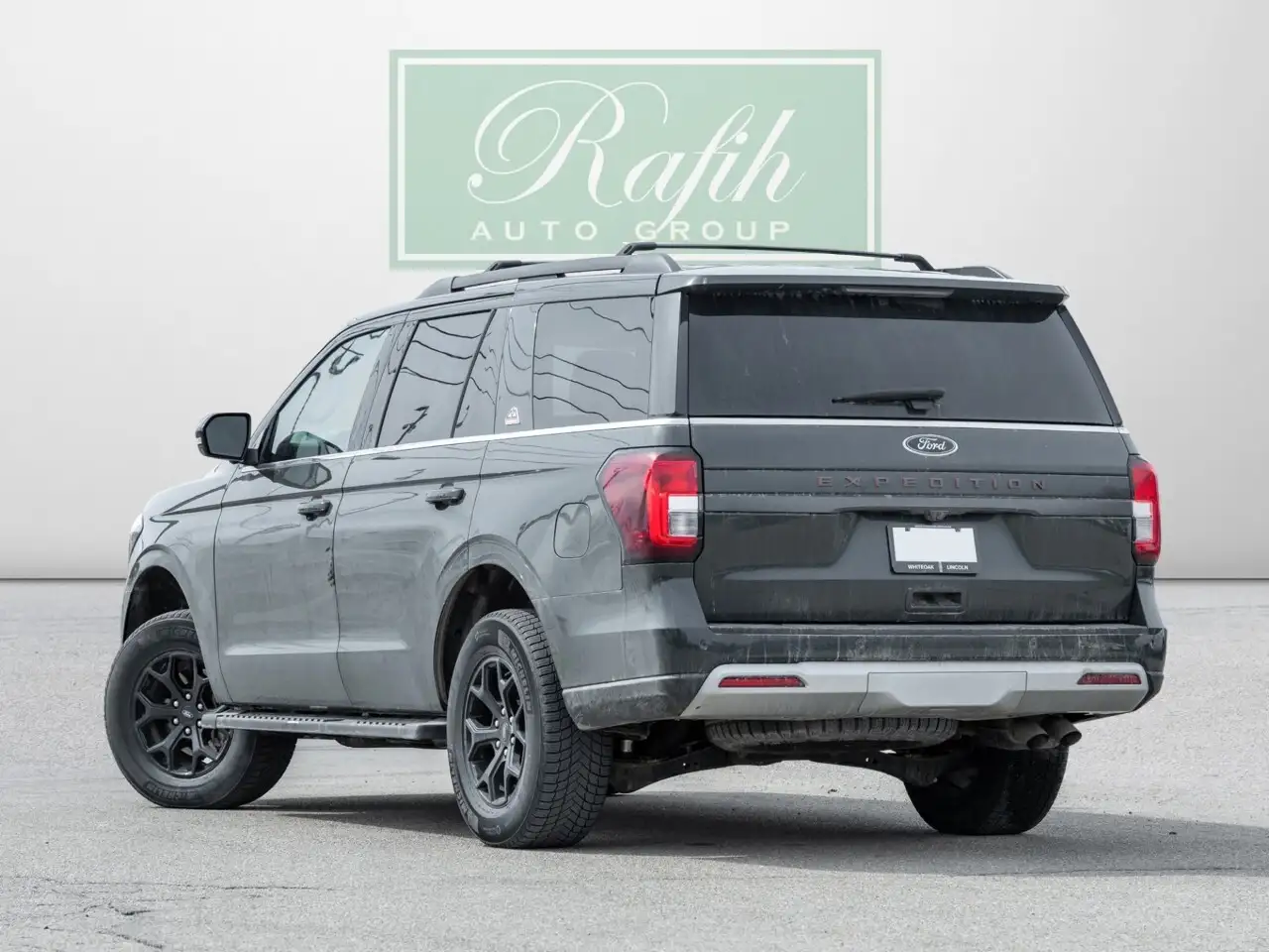 Ford Expedition снимка Ford Expedition
