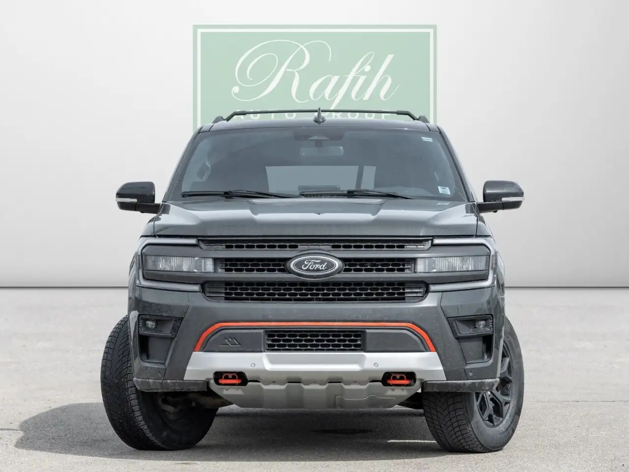Ford Expedition снимка Ford Expedition