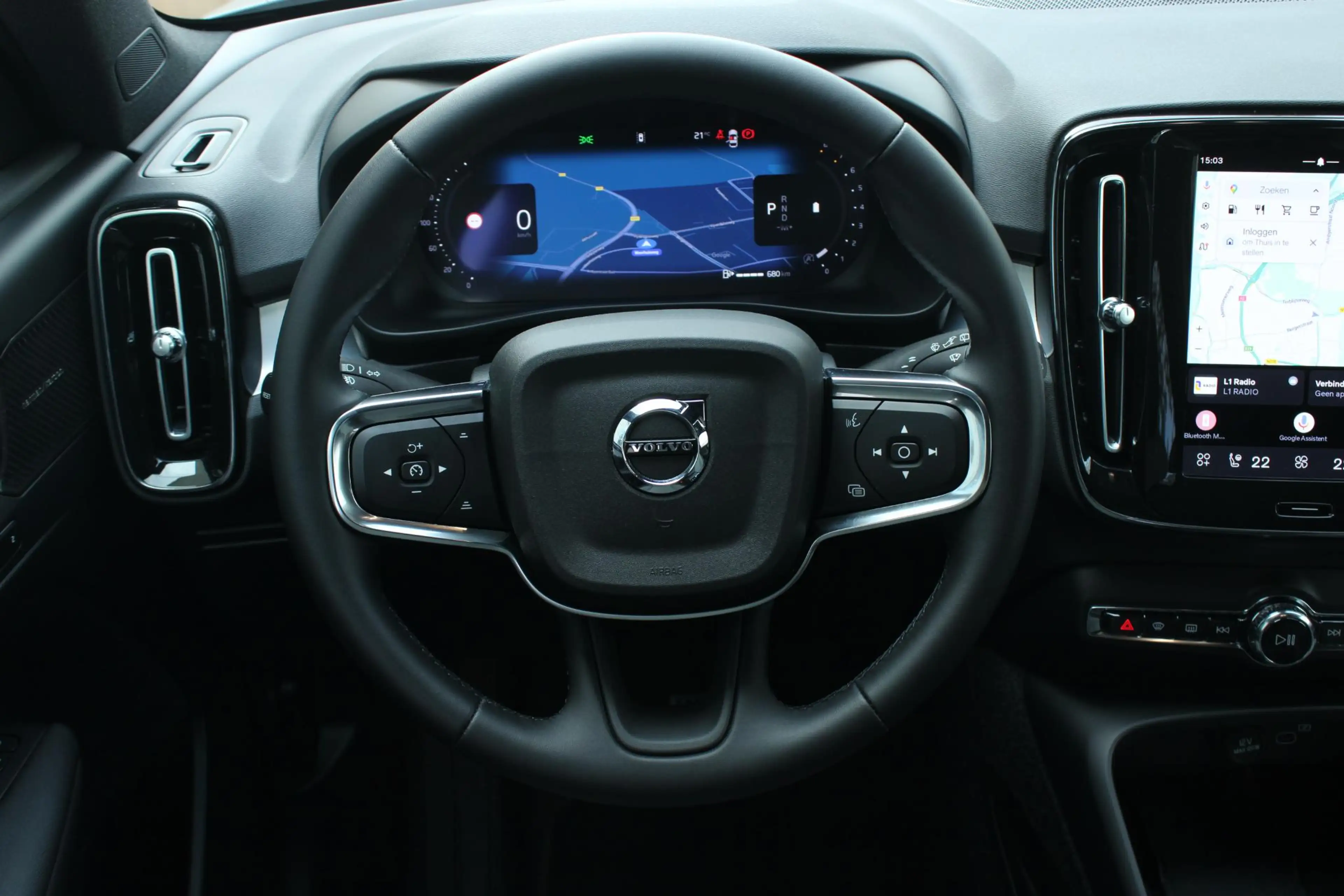Volvo XC40 B4 Plus Dark | Trekhaak | Verwarmbare voorstoelen — photo 12