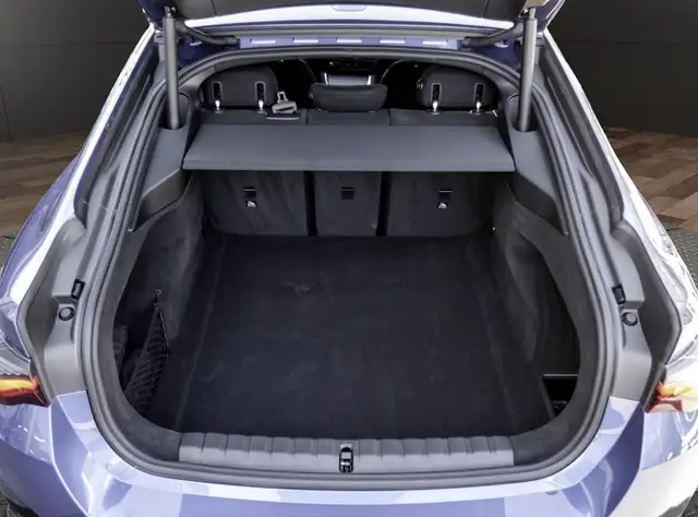 BMW 4 Series view 4