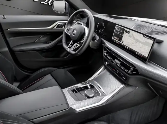 BMW 4 Series view 9