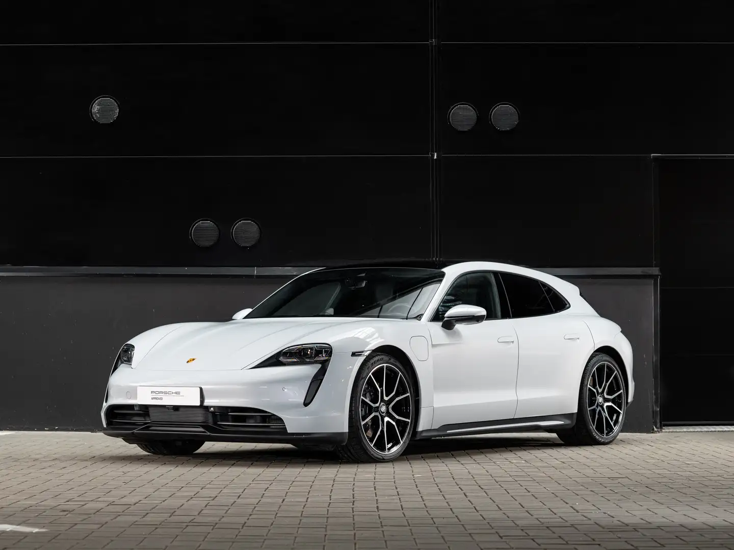Porsche Taycan Sport Turismo 93.4 kWh Gris - 1