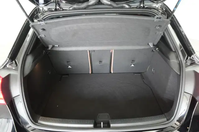 Mercedes-Benz A Class view 9
