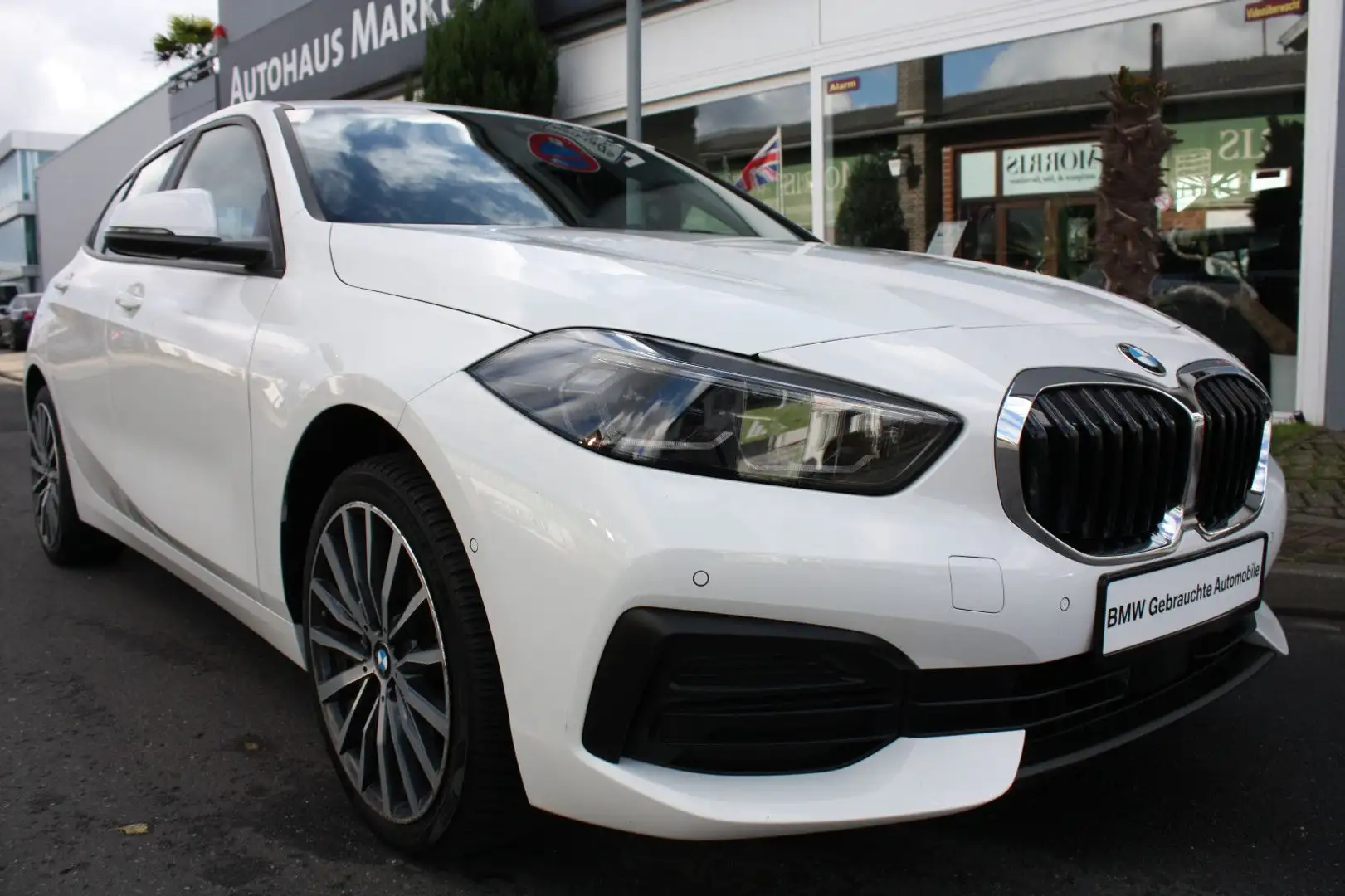 BMW 116 1 Limousine 116 d "tolle Optik!" Weiß - 1