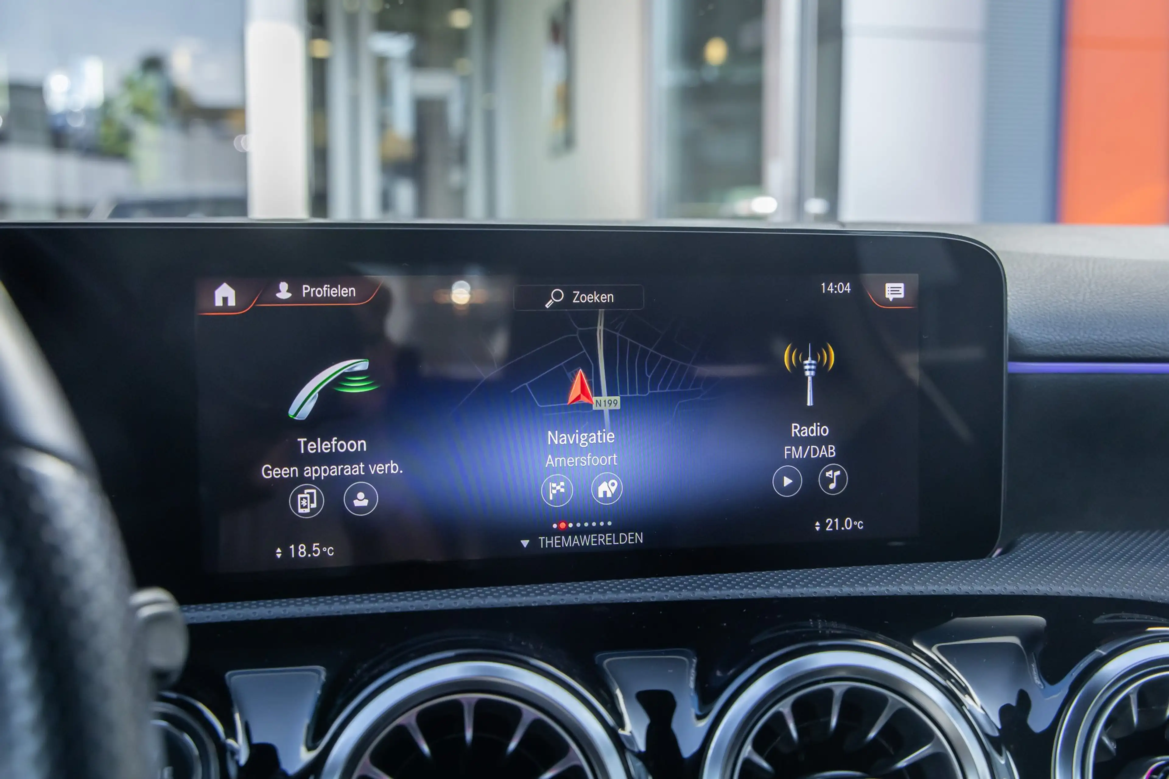 Mercedes-Benz A 250 e AMG Line | Panorama dak | Camera | Stoelverwarmi — photo 31