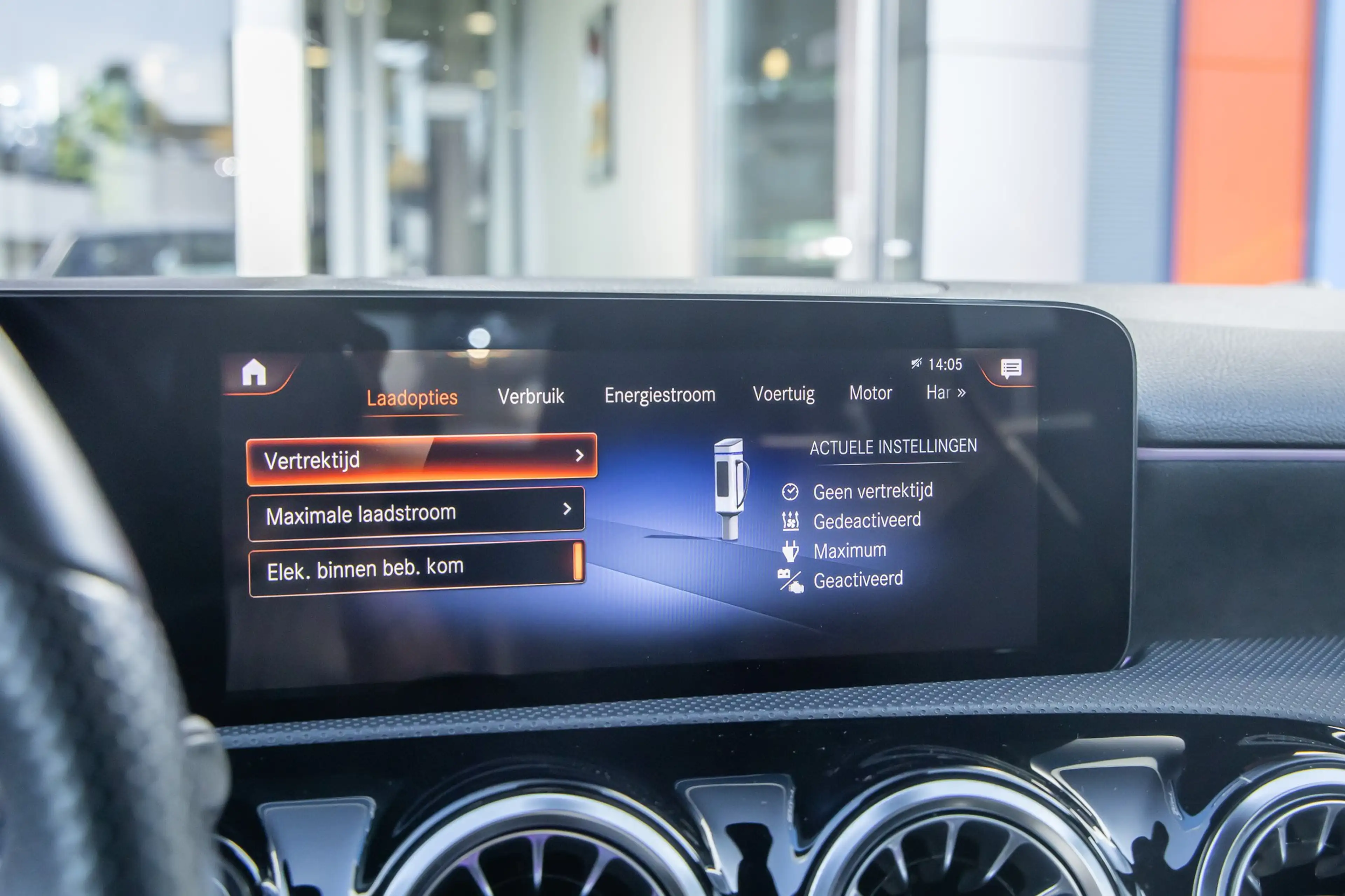 Mercedes-Benz A 250 e AMG Line | Panorama dak | Camera | Stoelverwarmi — photo 35