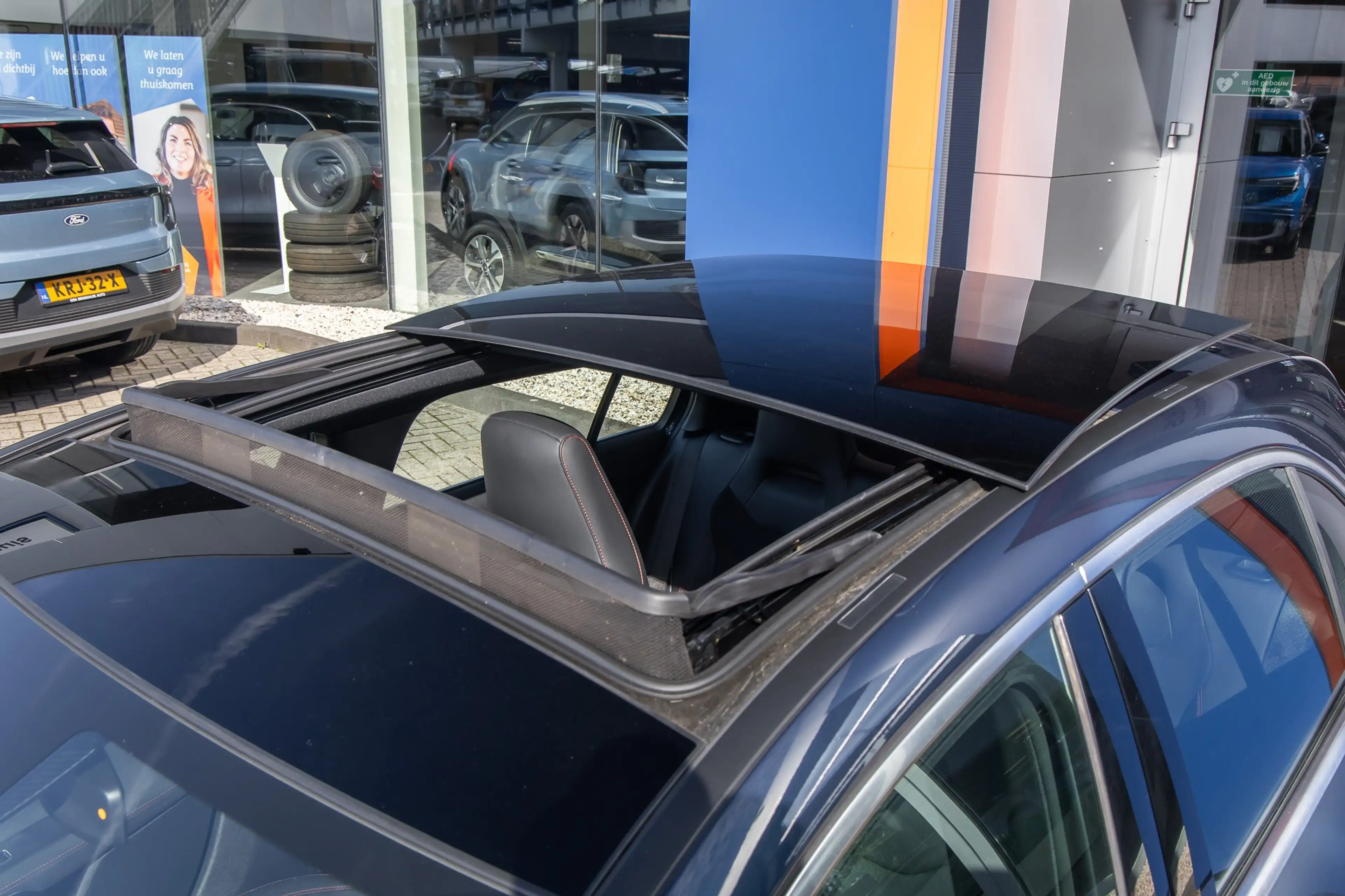 Mercedes-Benz A 250 e AMG Line | Panorama dak | Camera | Stoelverwarmi — photo 3