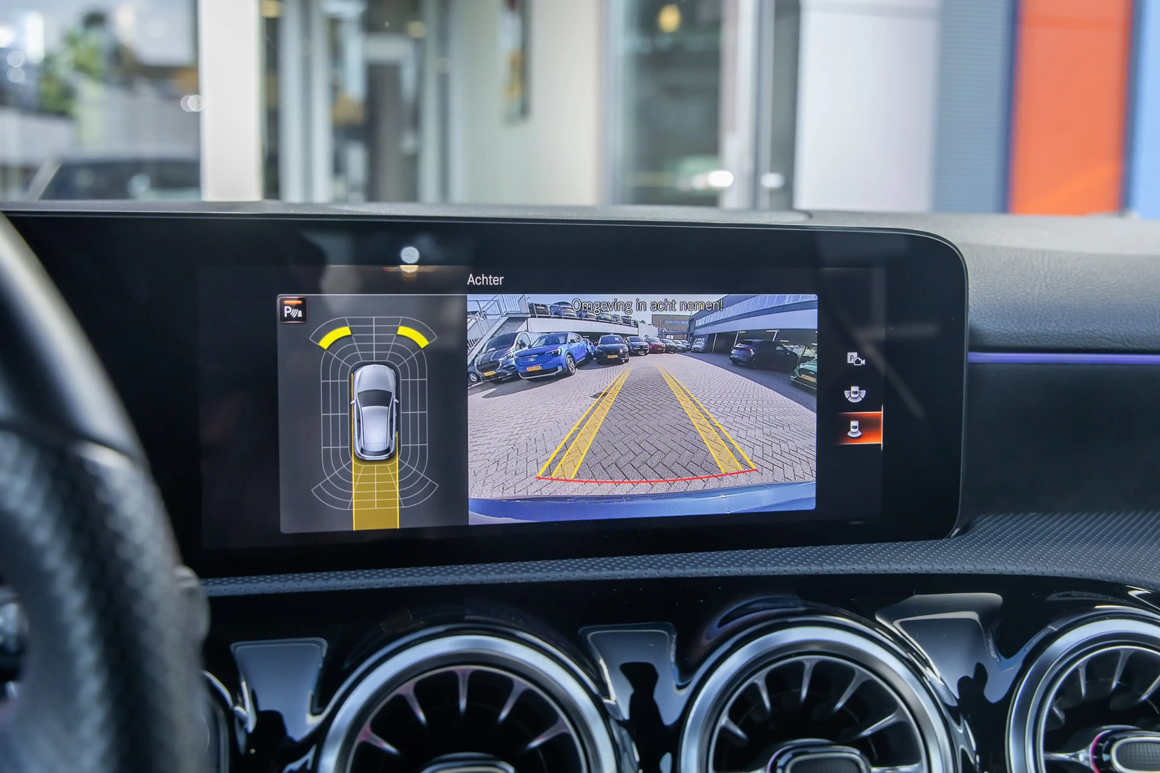Mercedes-Benz A 250 e AMG Line | Panorama dak | Camera | Stoelverwarmi — photo 27