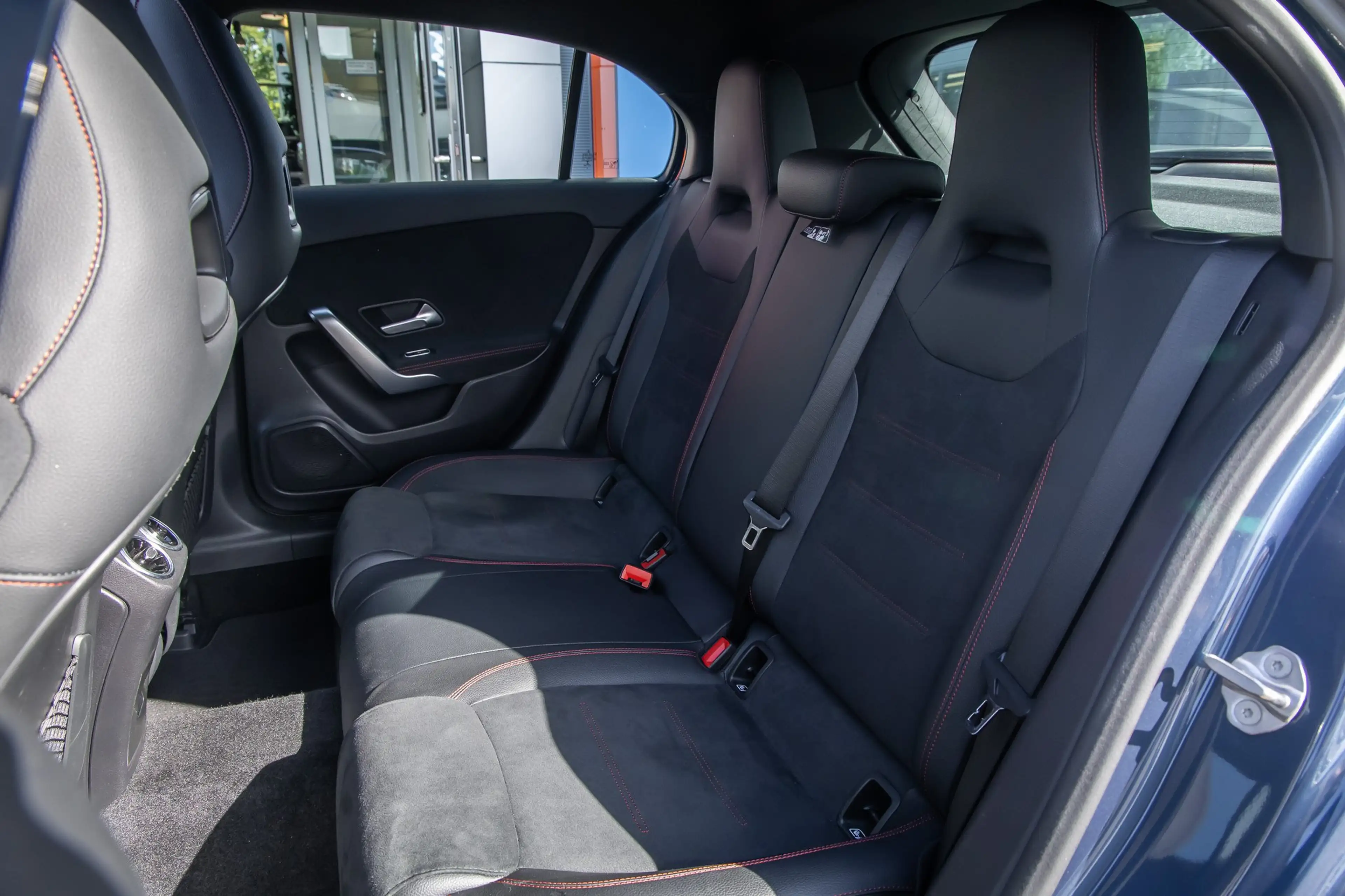 Mercedes-Benz A 250 e AMG Line | Panorama dak | Camera | Stoelverwarmi — photo 13