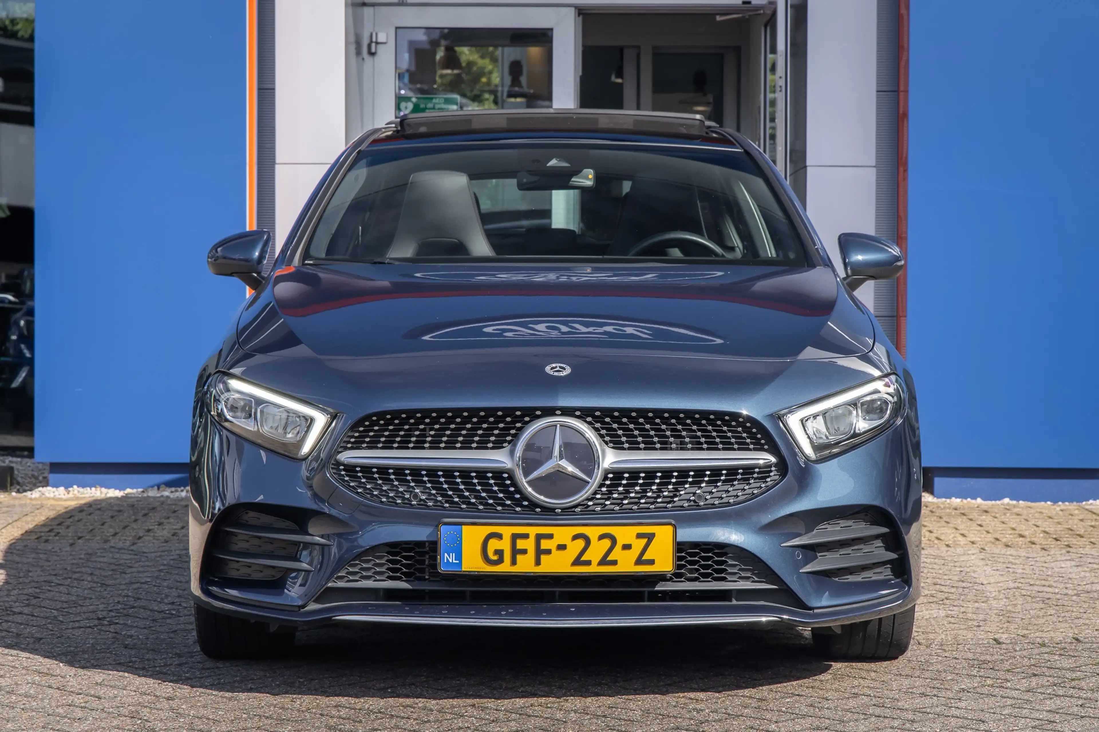 Mercedes-Benz A 250 e AMG Line | Panorama dak | Camera | Stoelverwarmi — photo 4