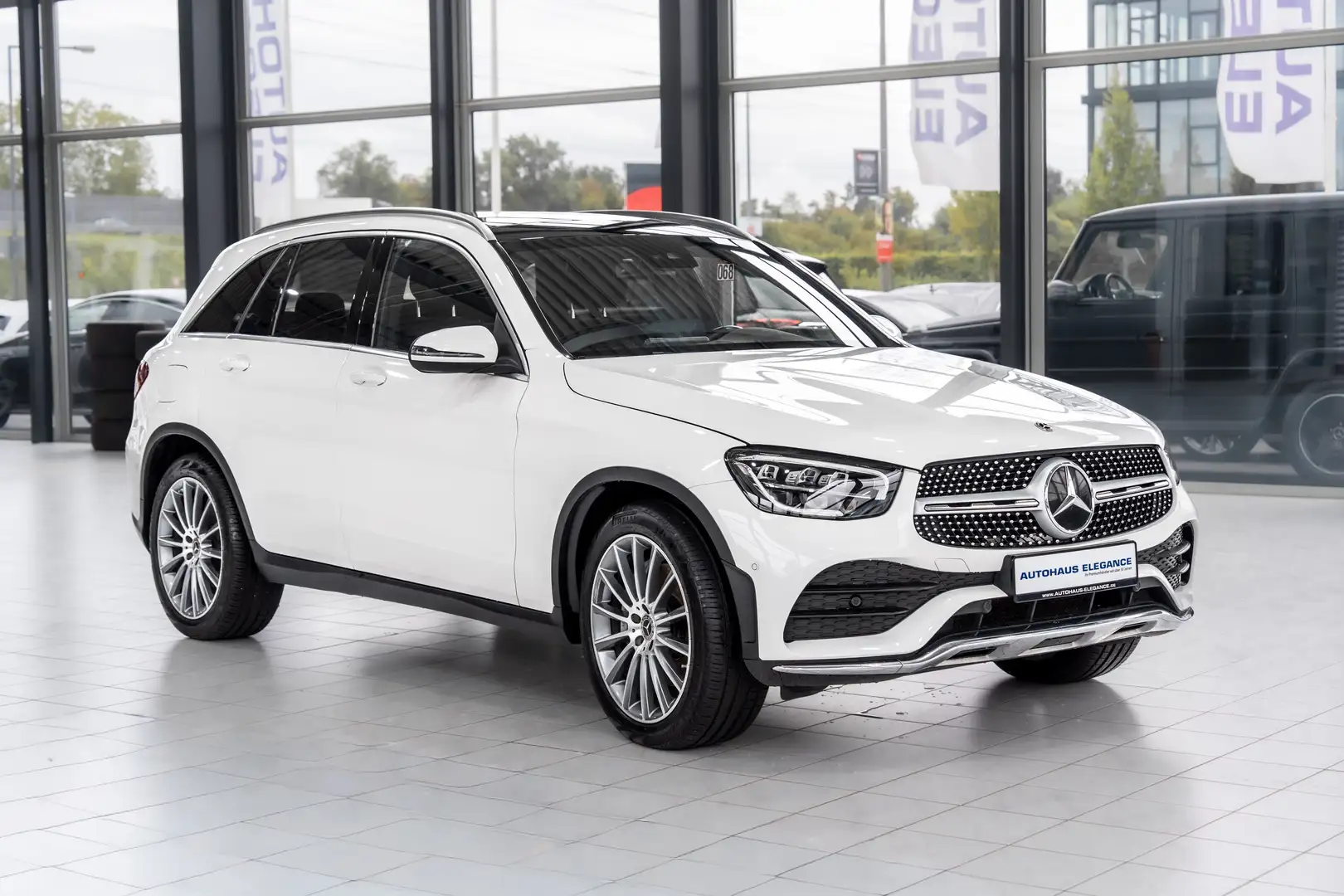 Mercedes-Benz GLC 400 d 4Matic*AMG-LINE*1.HD*PANO*EDELHOLZ* Alb - 2