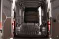 Volkswagen Crafter 2.0 TDI 103kW 140PK GVW 3.5T L3H3 WB 3640 mm Trend Argento - thumbnail 13