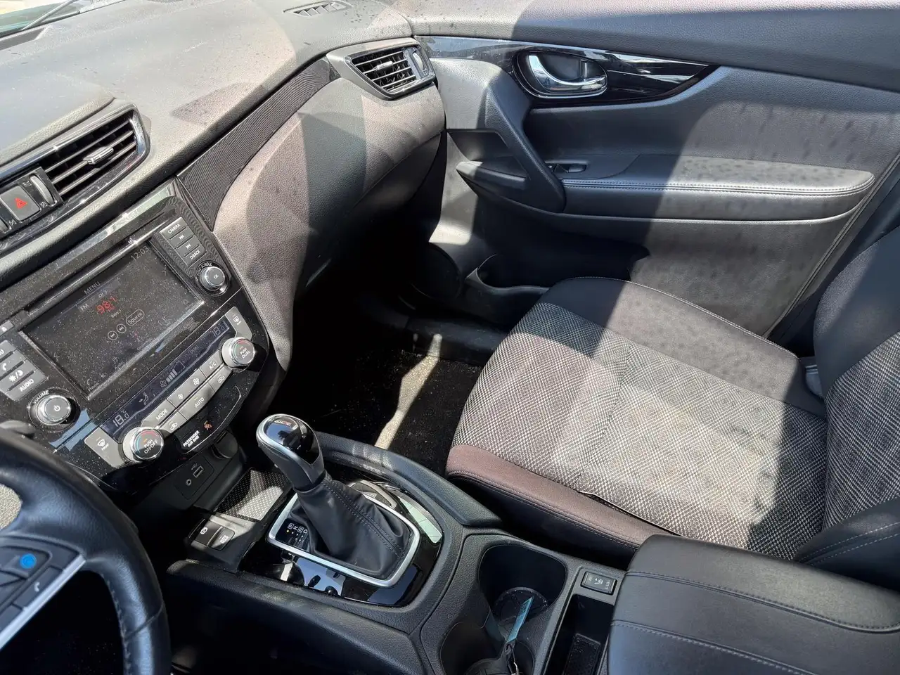 Nissan Qashqai снимка Nissan Qashqai