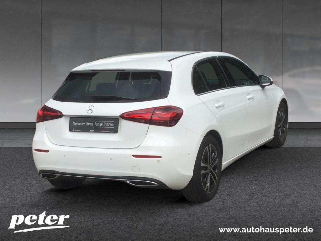 Mercedes-Benz A 220