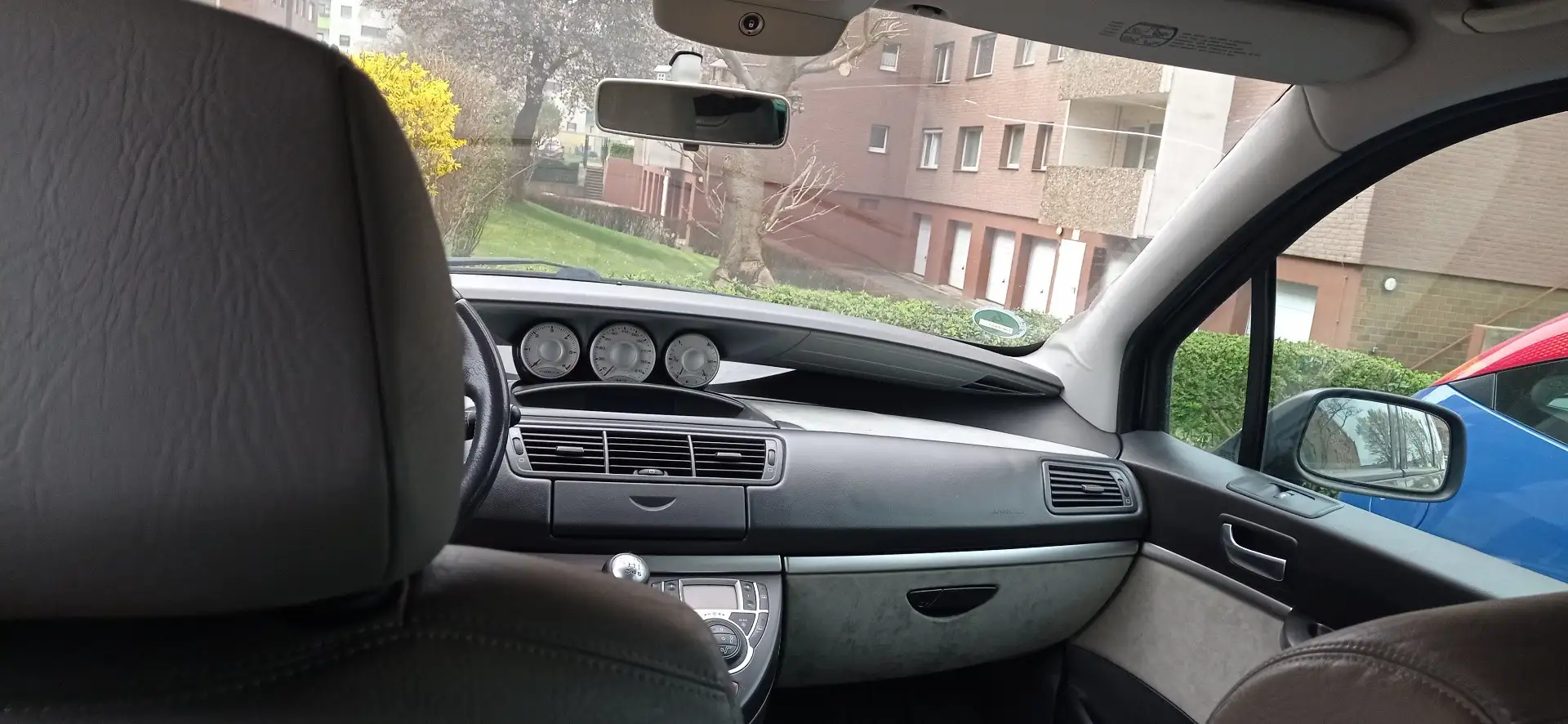 Peugeot 807 2.0HDI SV 136 - 1