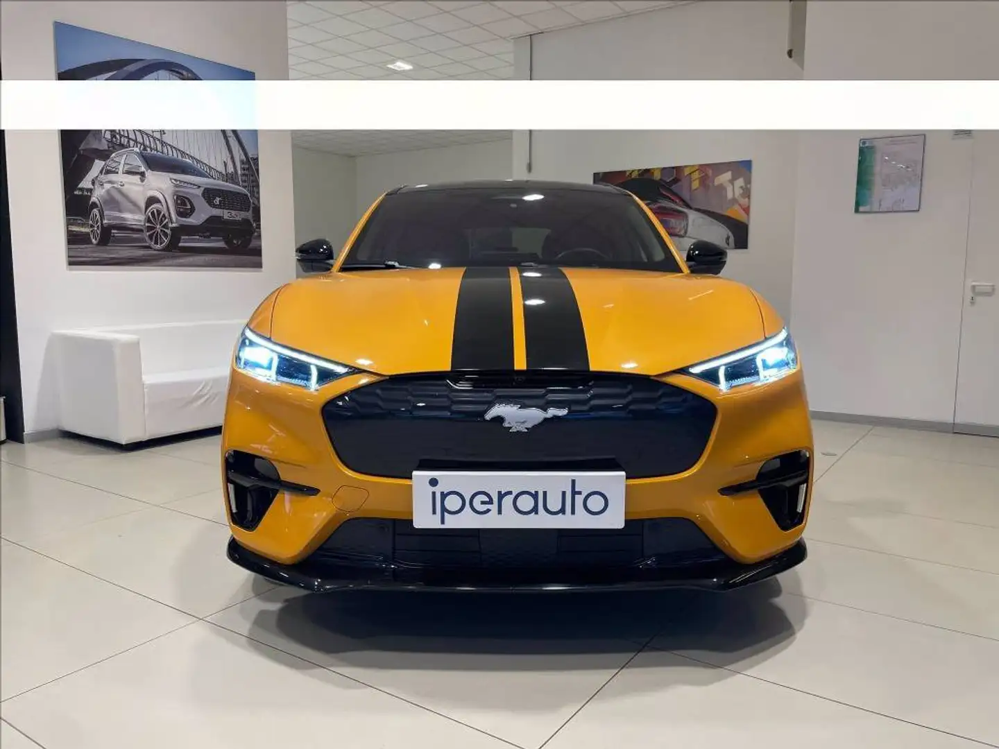 Ford Mustang Mach-E extended gt awd 487cv auto Arancione - 2
